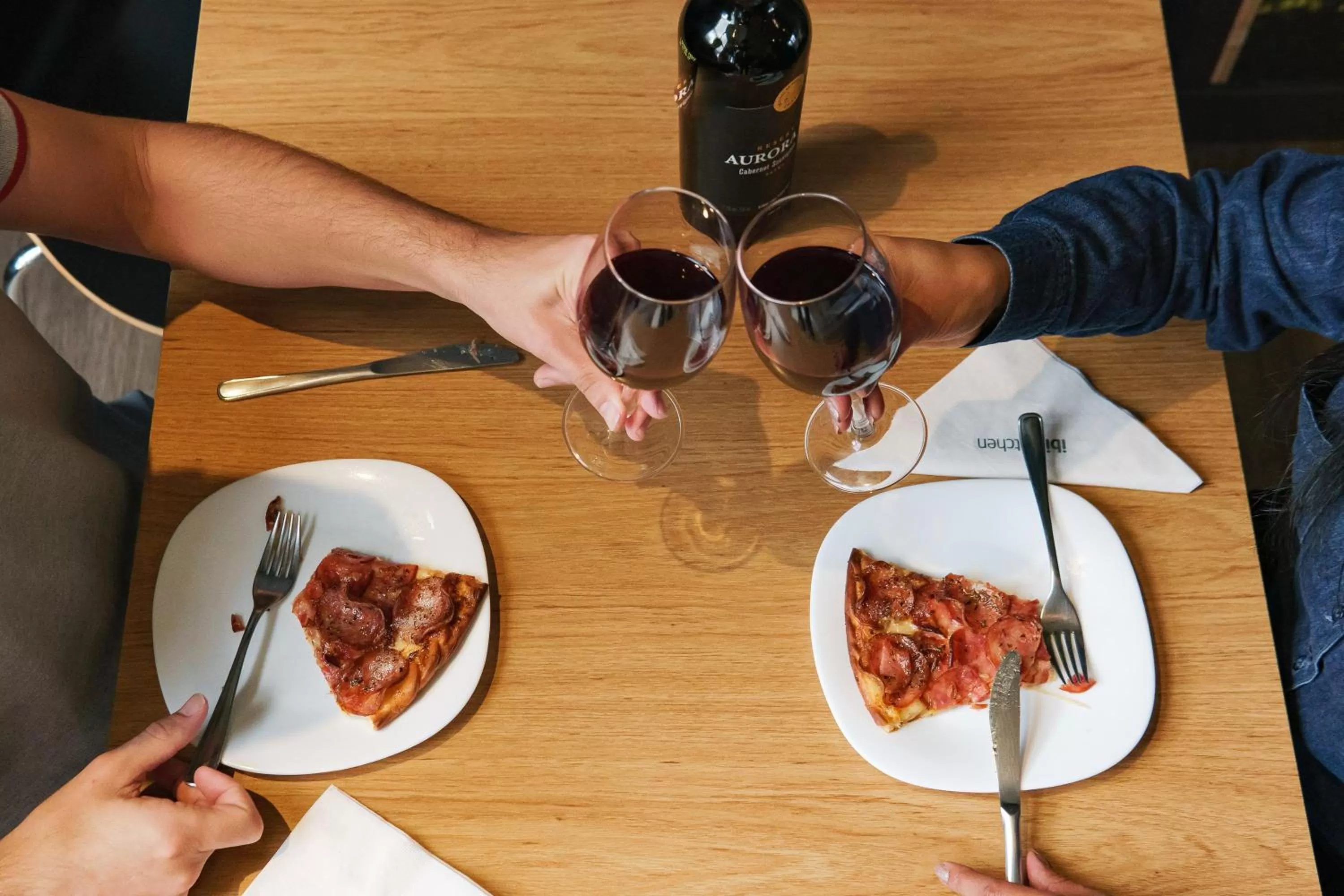 Restaurant/places to eat in ibis Caxias do Sul