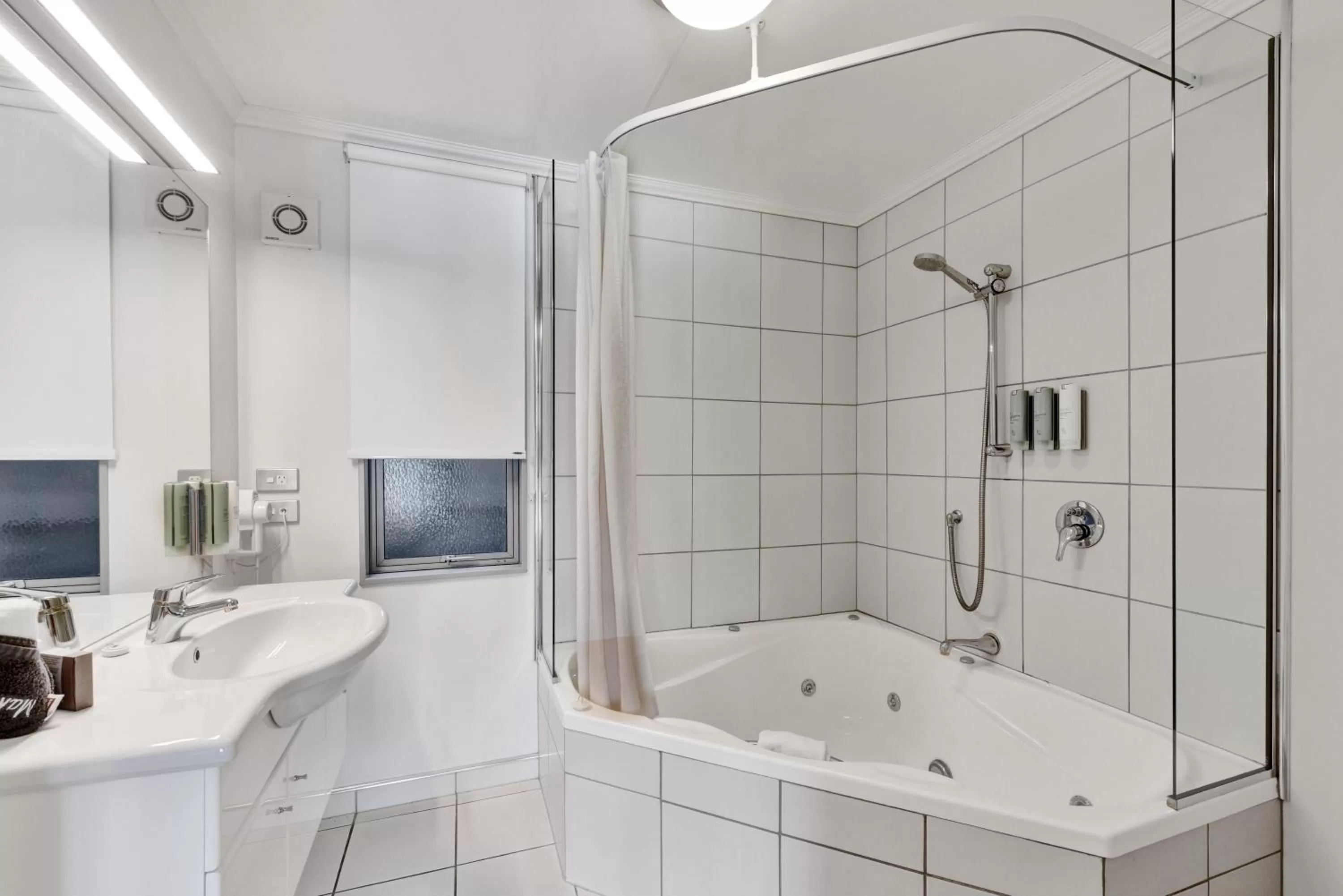 Bathroom in The Hotel Nelson