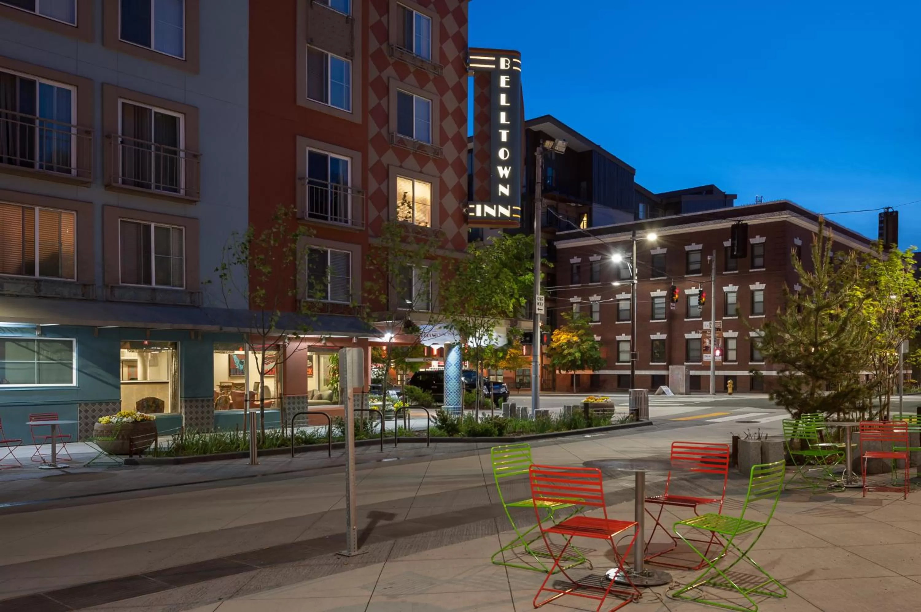 Facade/entrance in Belltown Inn