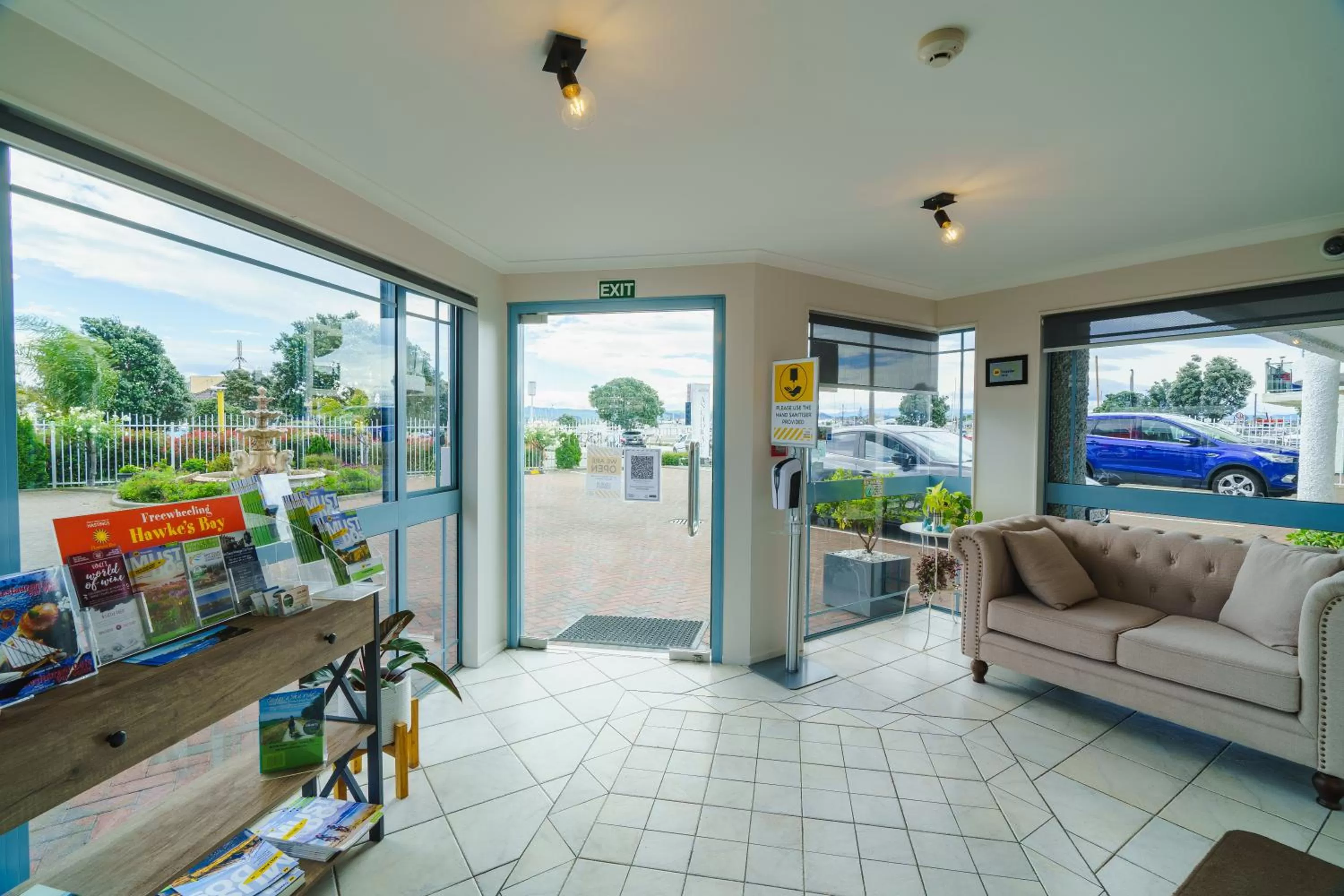 Property building in Anchorage Motor Lodge