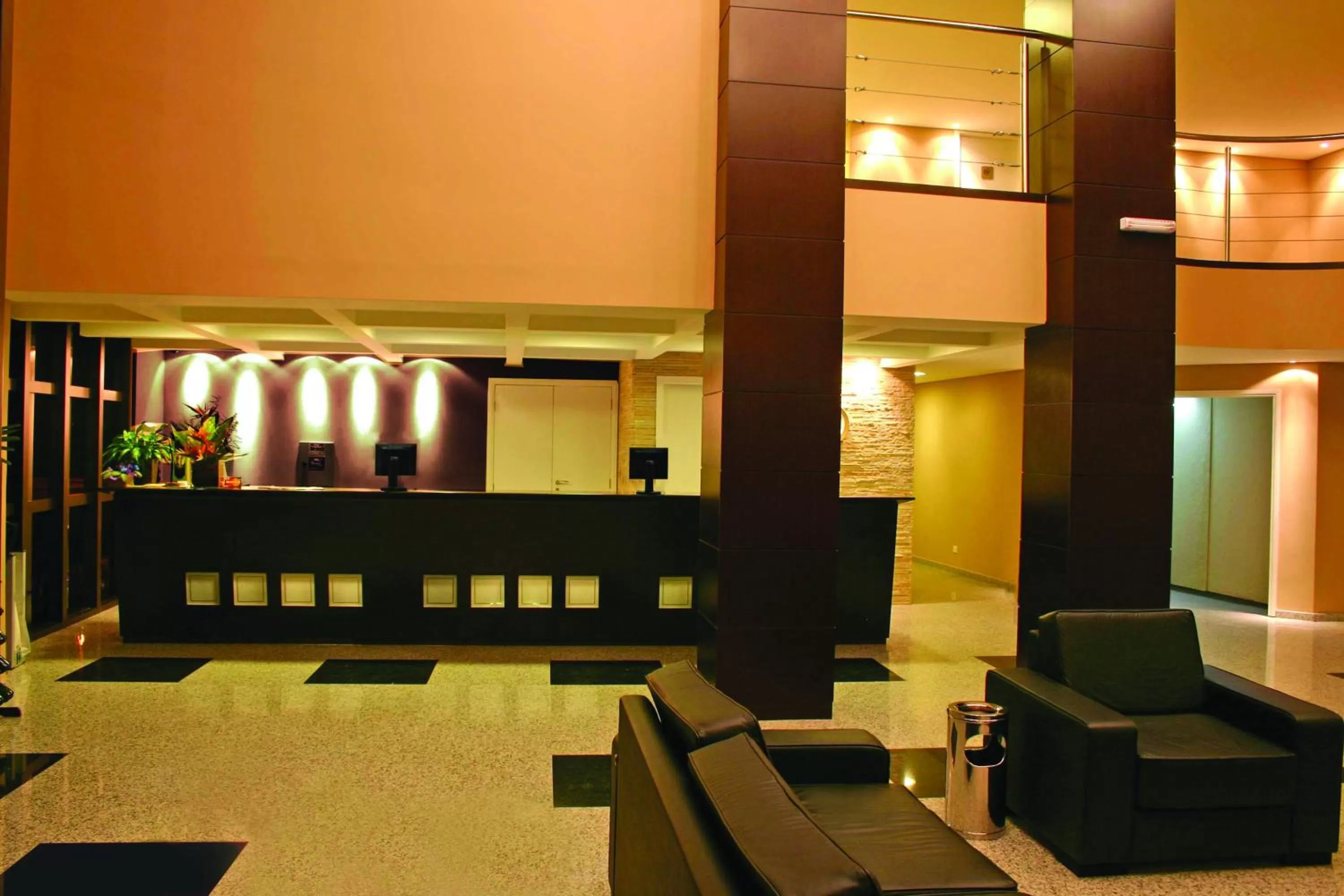 Lobby or reception in Hotel Campo Largo Comfort