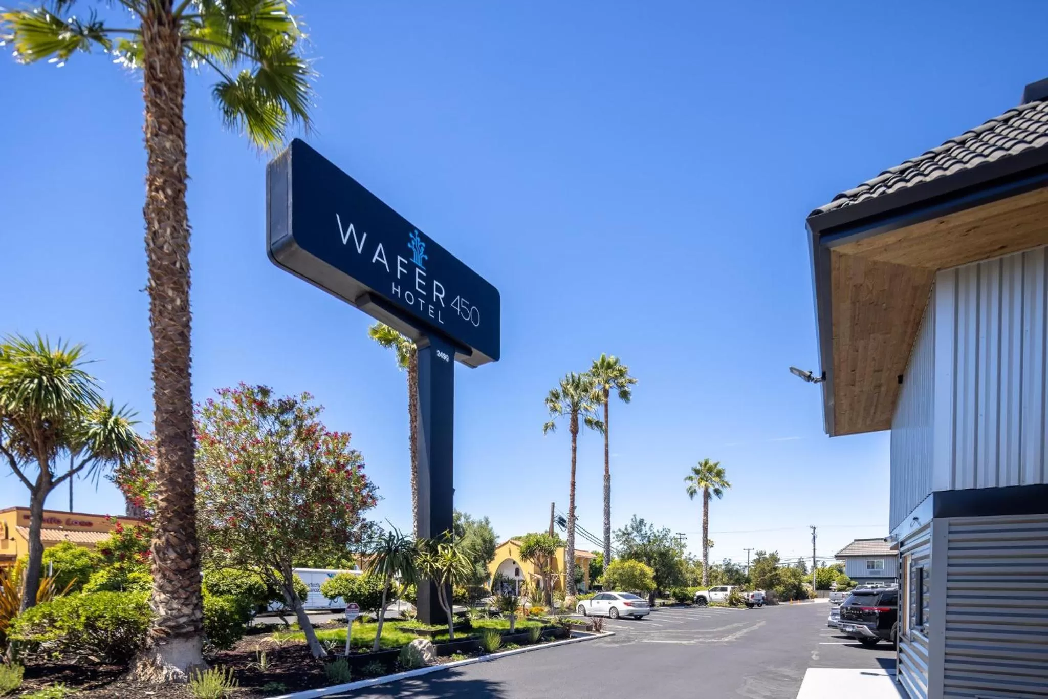 Property building in WAFER 450 Hotel