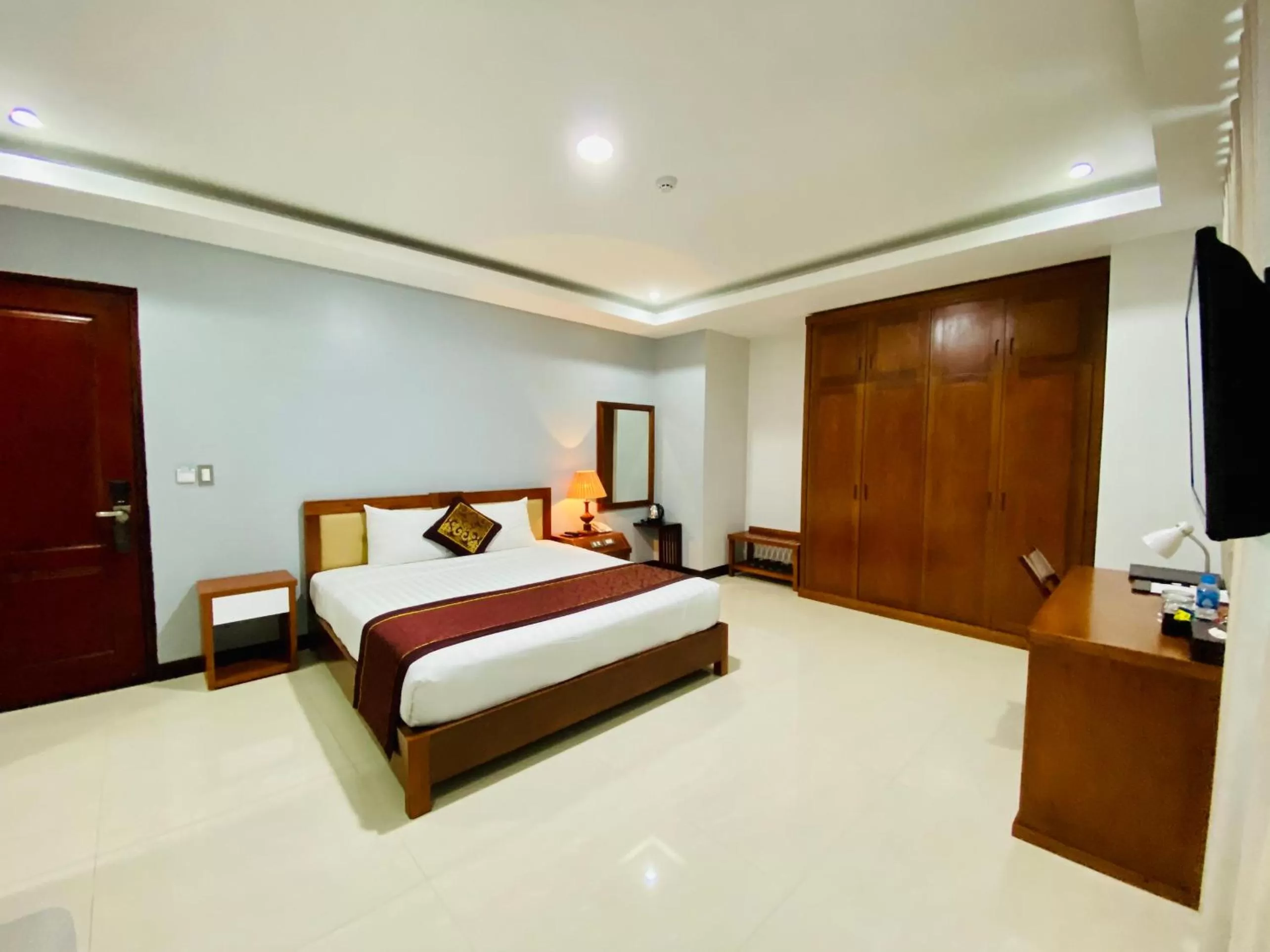 Bed in Kim Thai Hotel