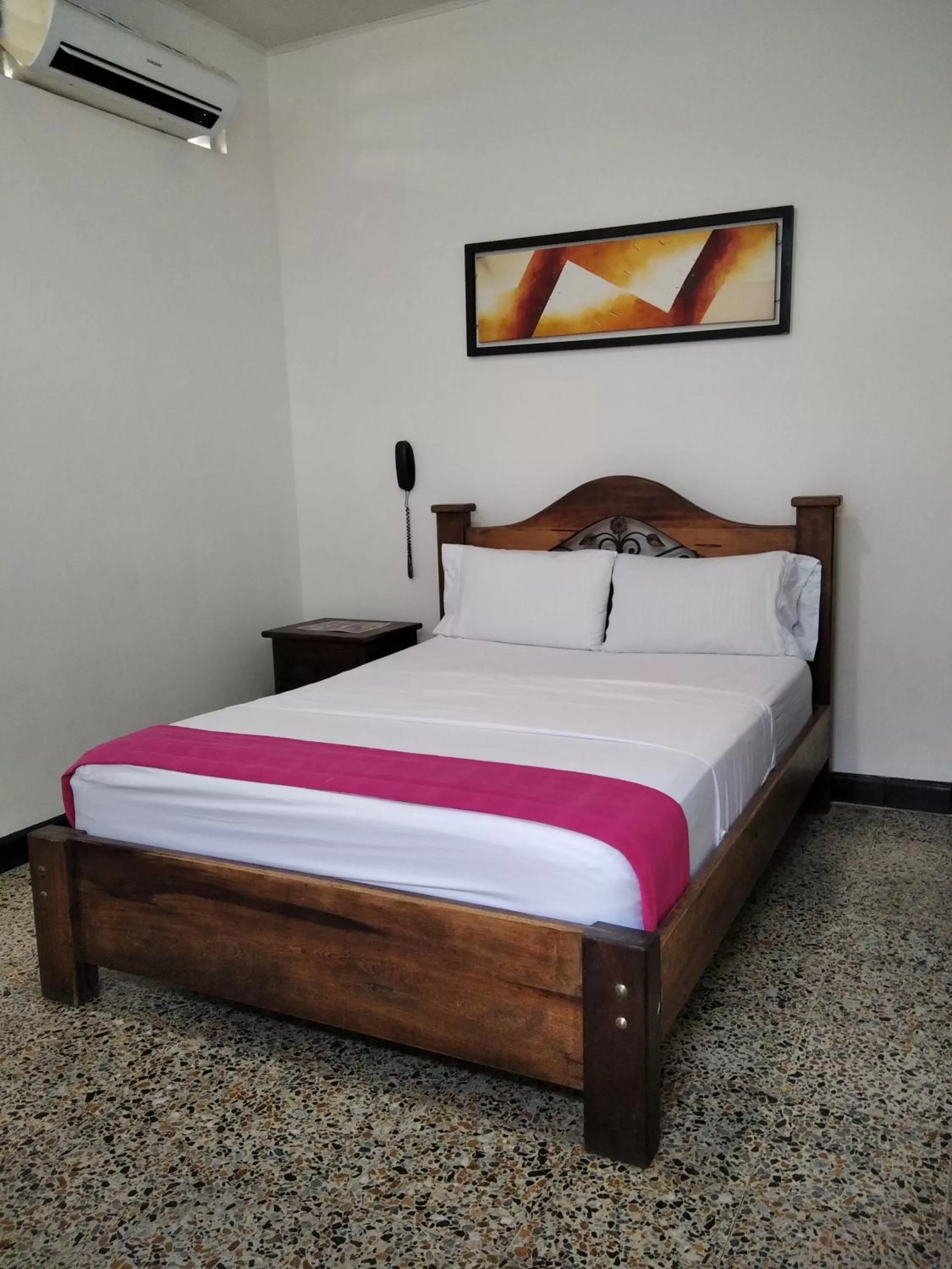 Photo of the whole room, Bed in HOTEL MACEO MELGAR