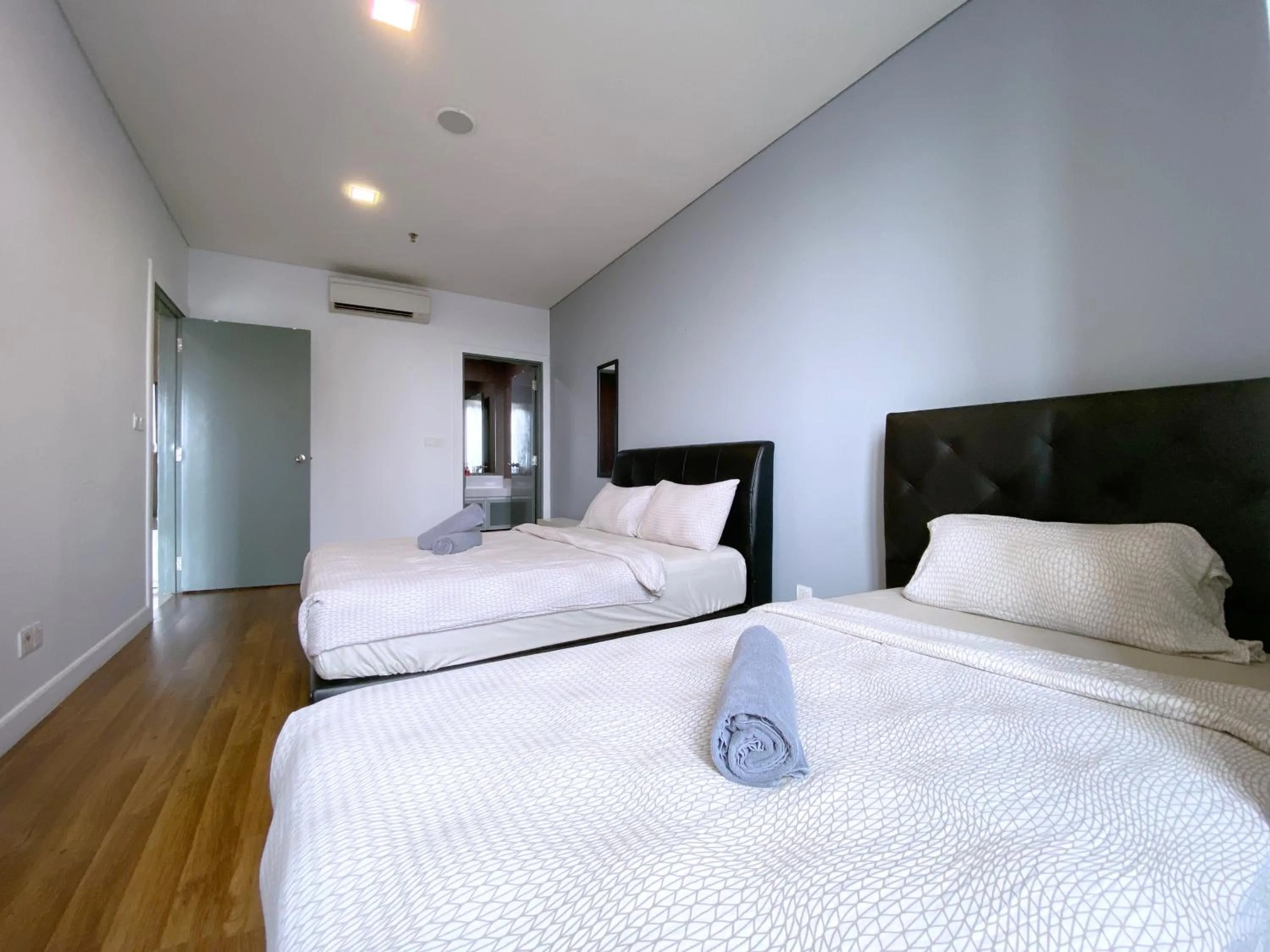 Bed in Mercu Summer Suite KLCC @ Penguin Homes