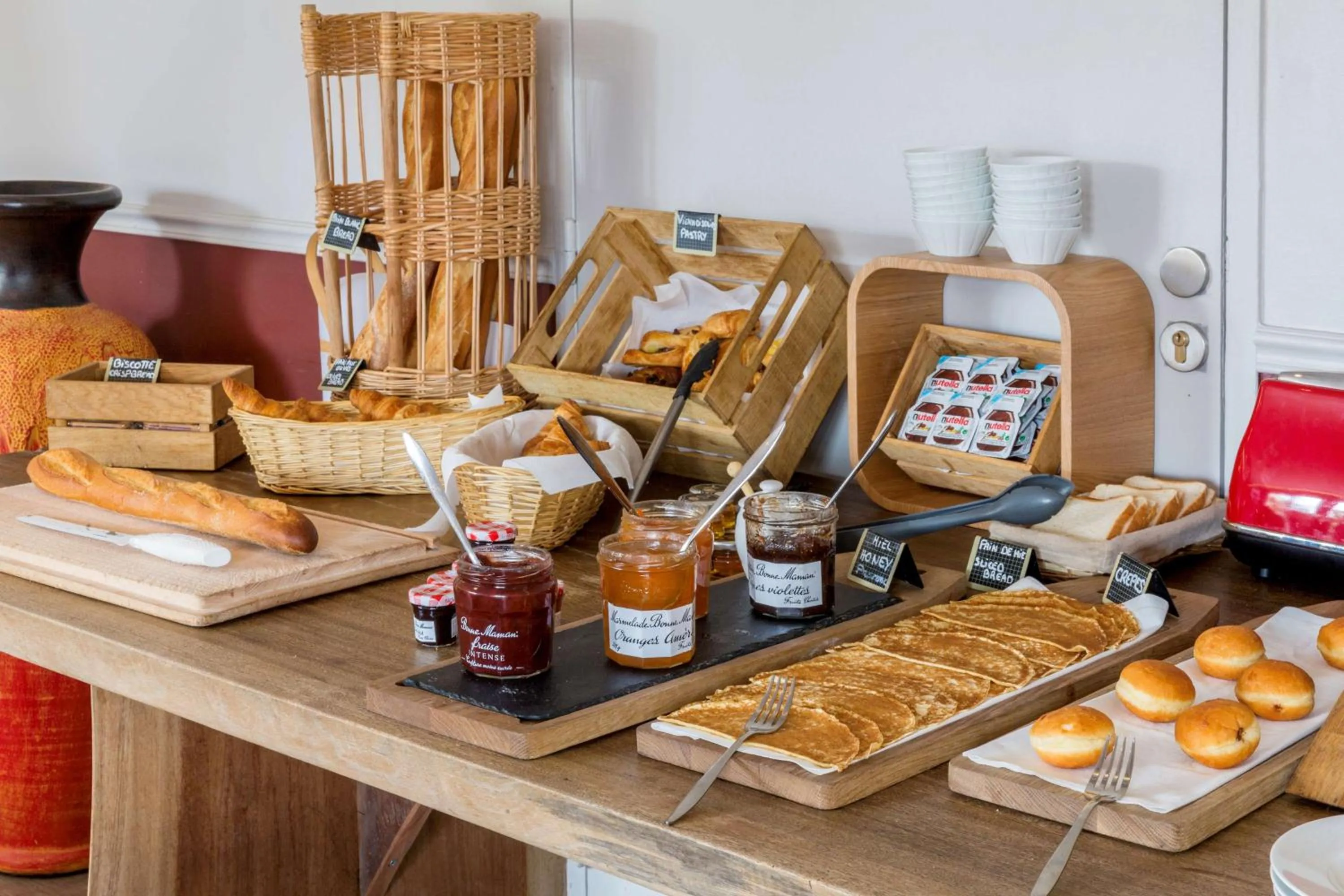 Restaurant/places to eat in Best Western Plus Hyères Côte D'Azur