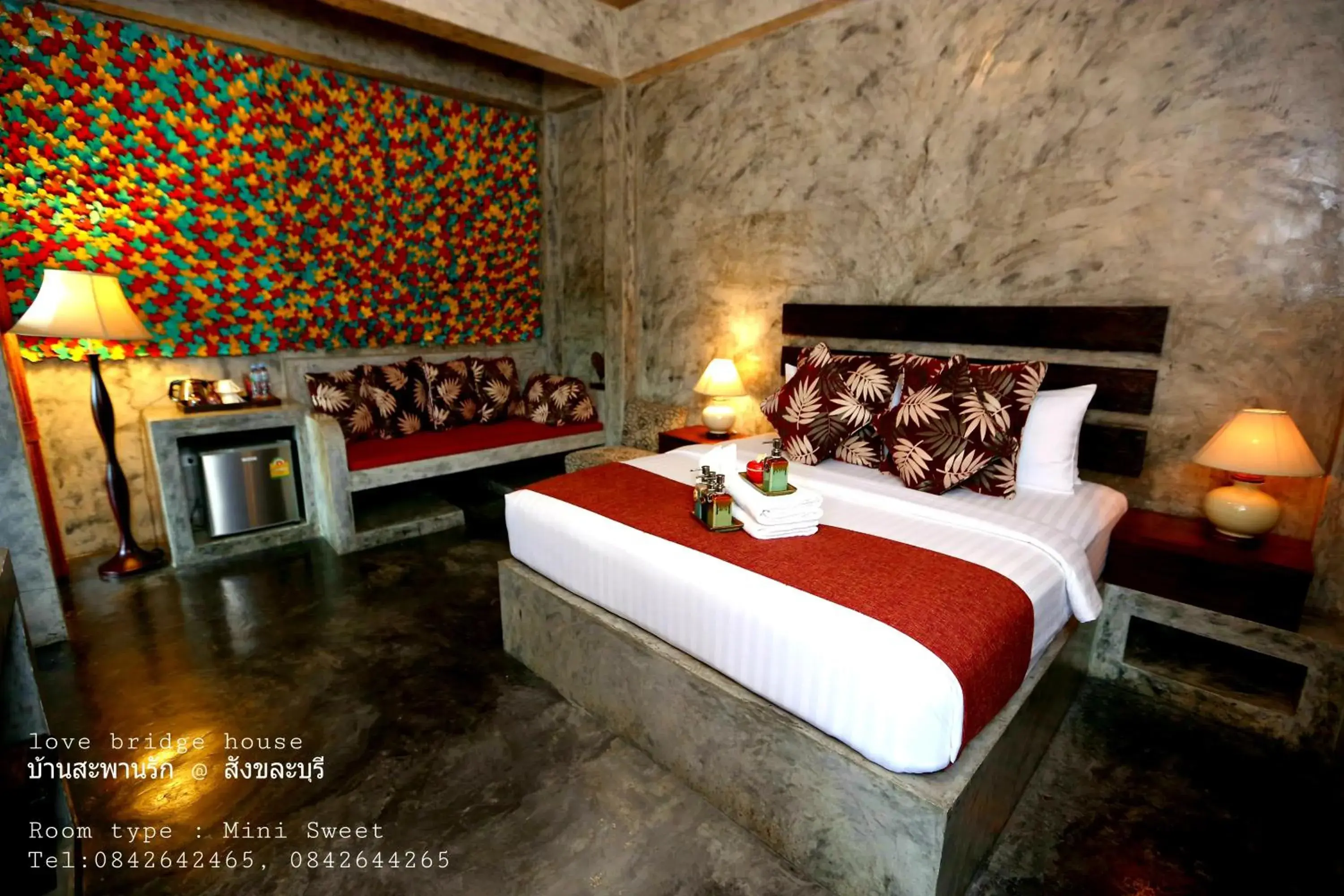 Junior Suite with Canal View in Love Bridge House บ้านสะพานรัก Junior Suite with Canal View in Love Bridge House บ้านสะพานรัก