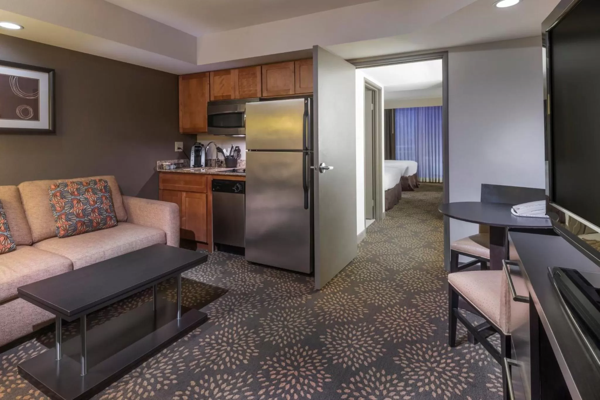 Photo of the whole room in Holiday Inn and Suites Phoenix Airport North by IHG