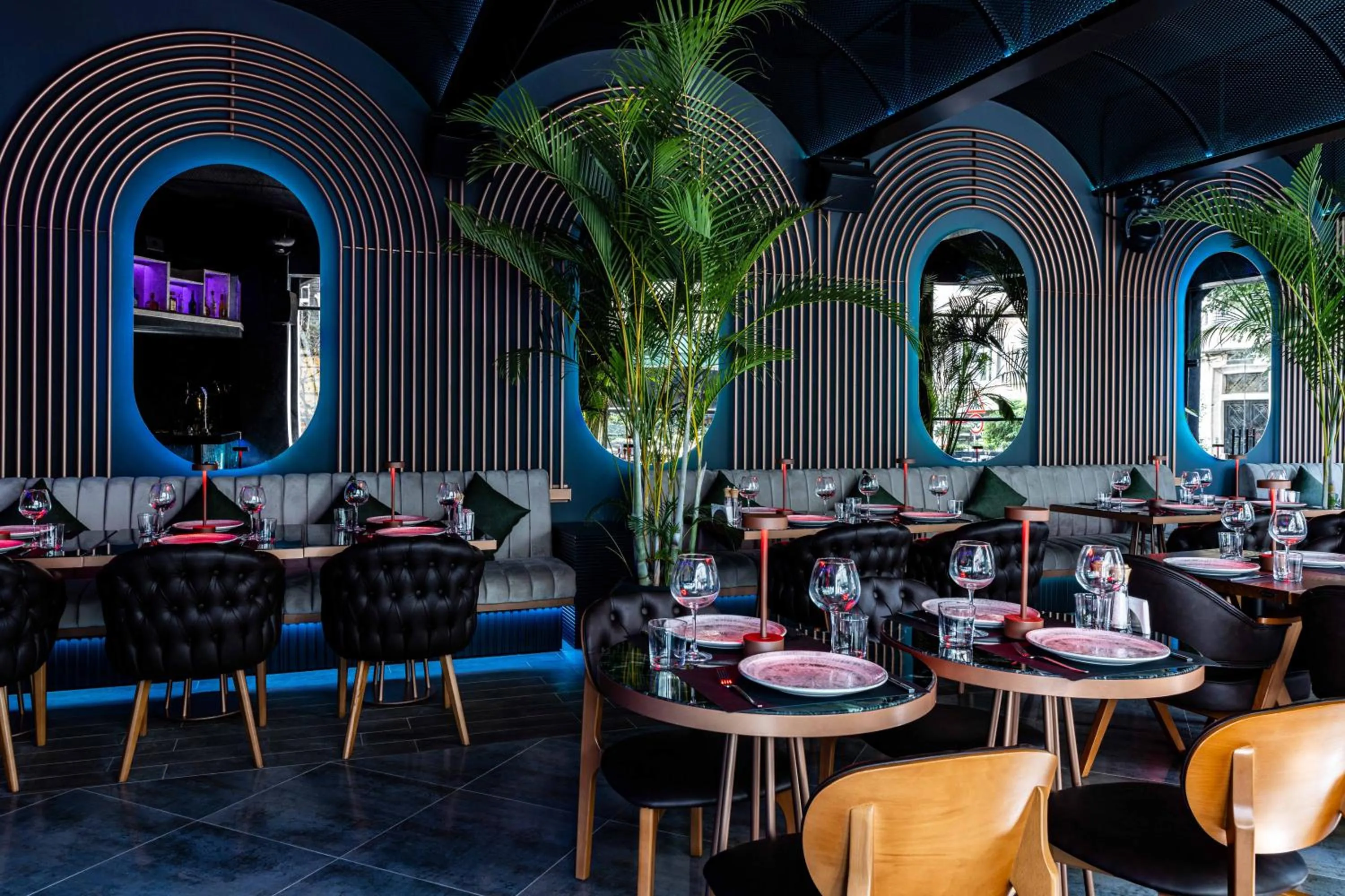 Restaurant/places to eat in Hotel Villa Zurich-Special Category