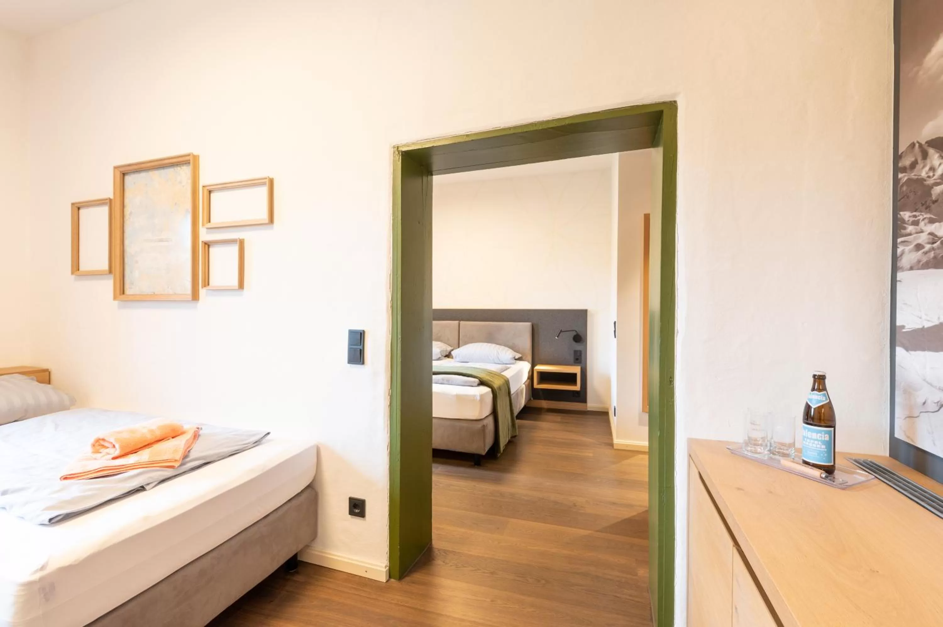 TV and multimedia, Bed in LANDHOTEL ALTE ZOLLSTATION- Historical Building