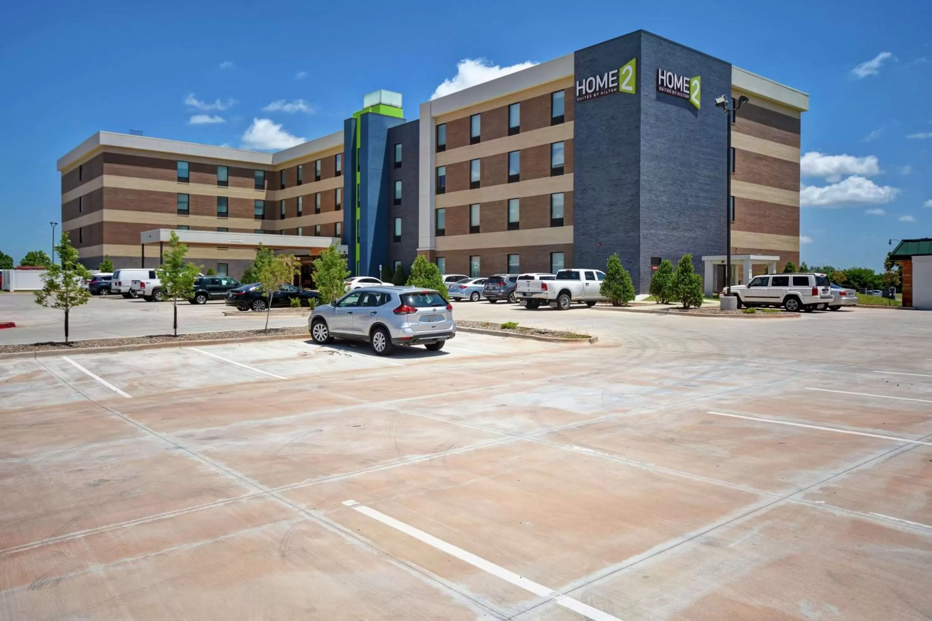 Property building in Home2 Suites By Hilton Oklahoma City Airport