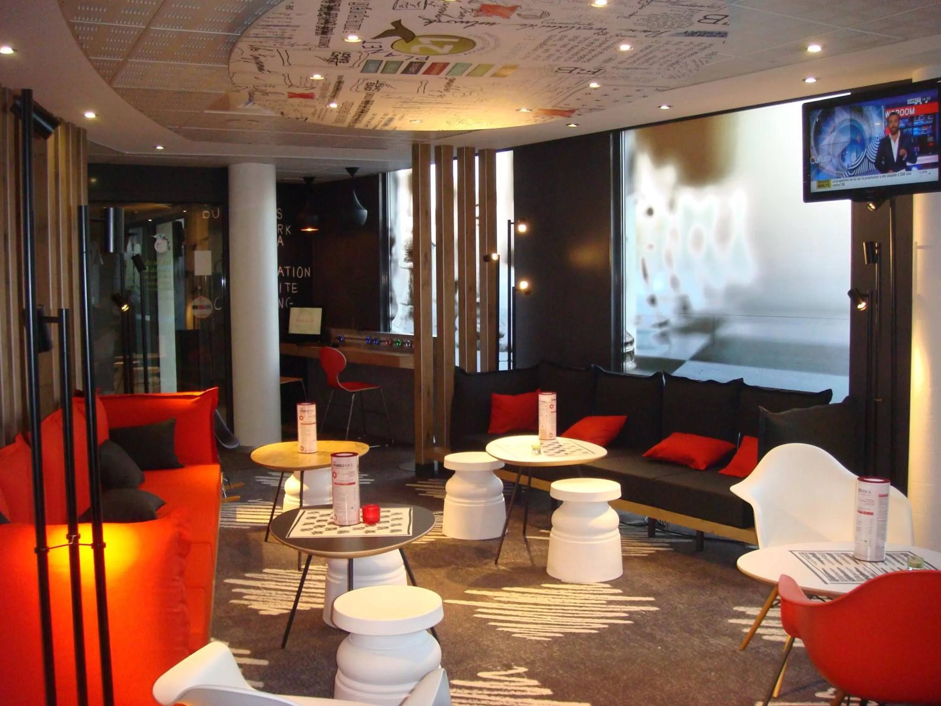 Lounge or bar in ibis Bordeaux Centre - Gare Saint-Jean