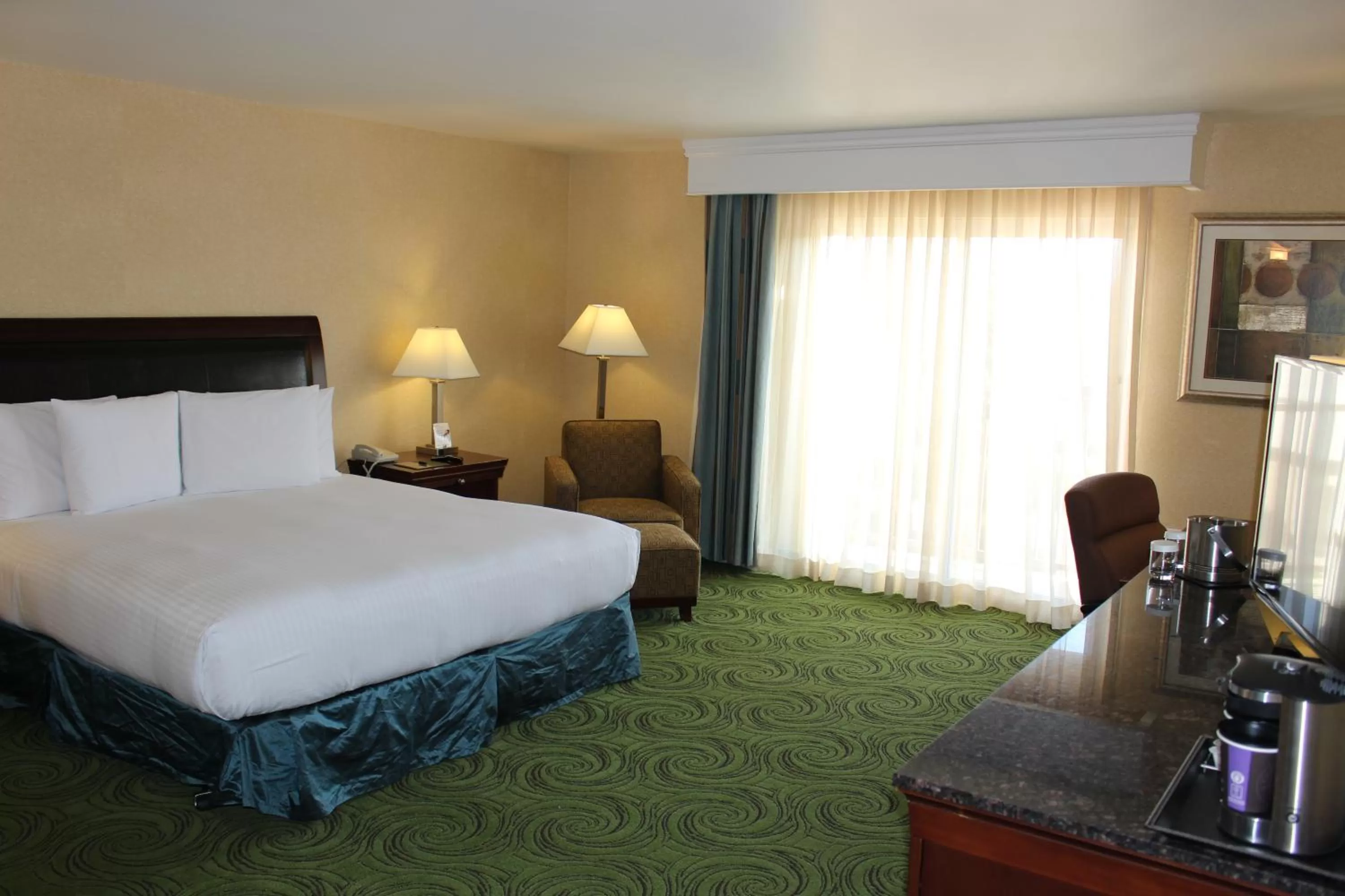 King Room - Disability Access/Non-Smoking in Premiere Suites