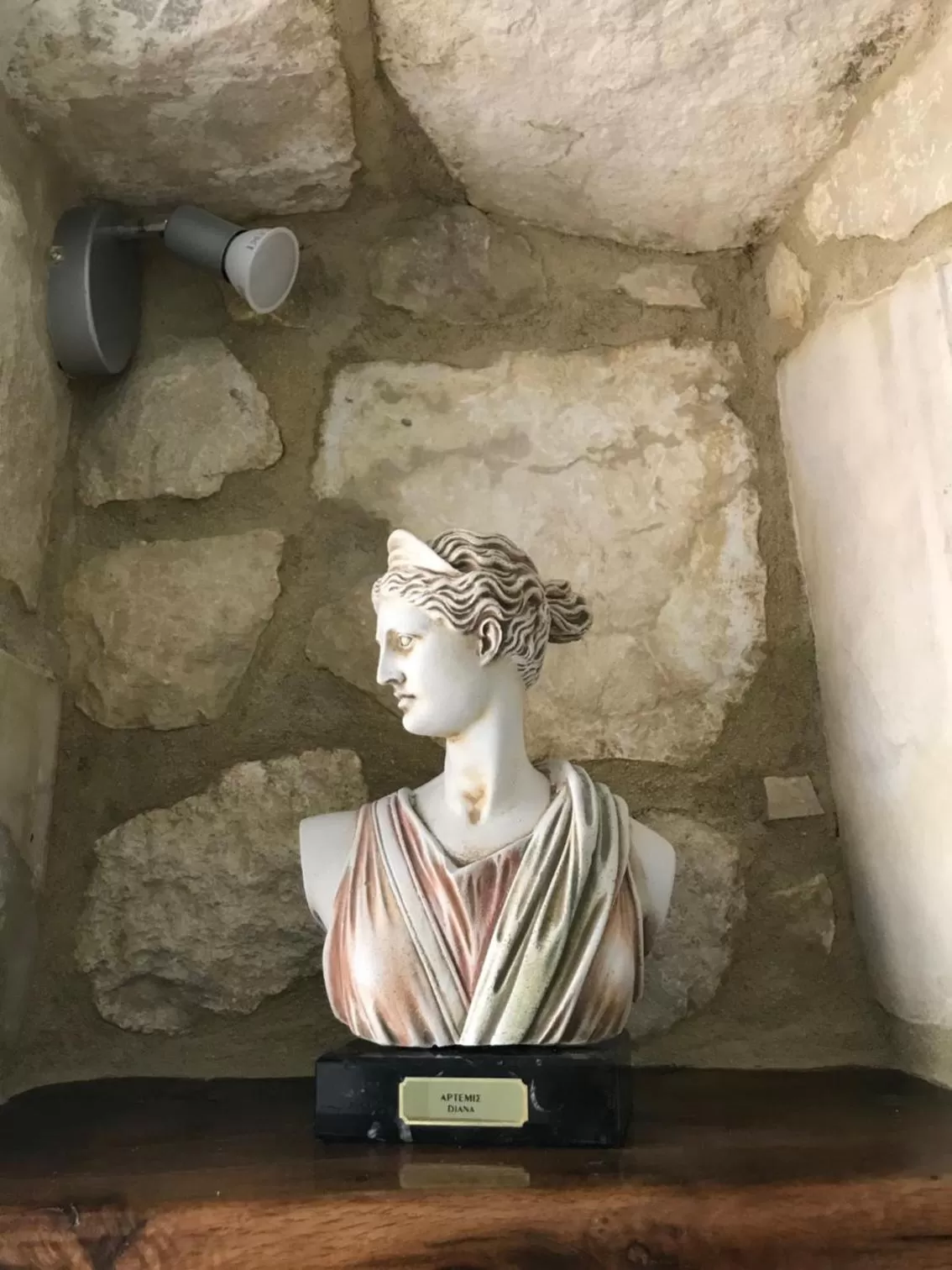 Decorative detail in Lilly