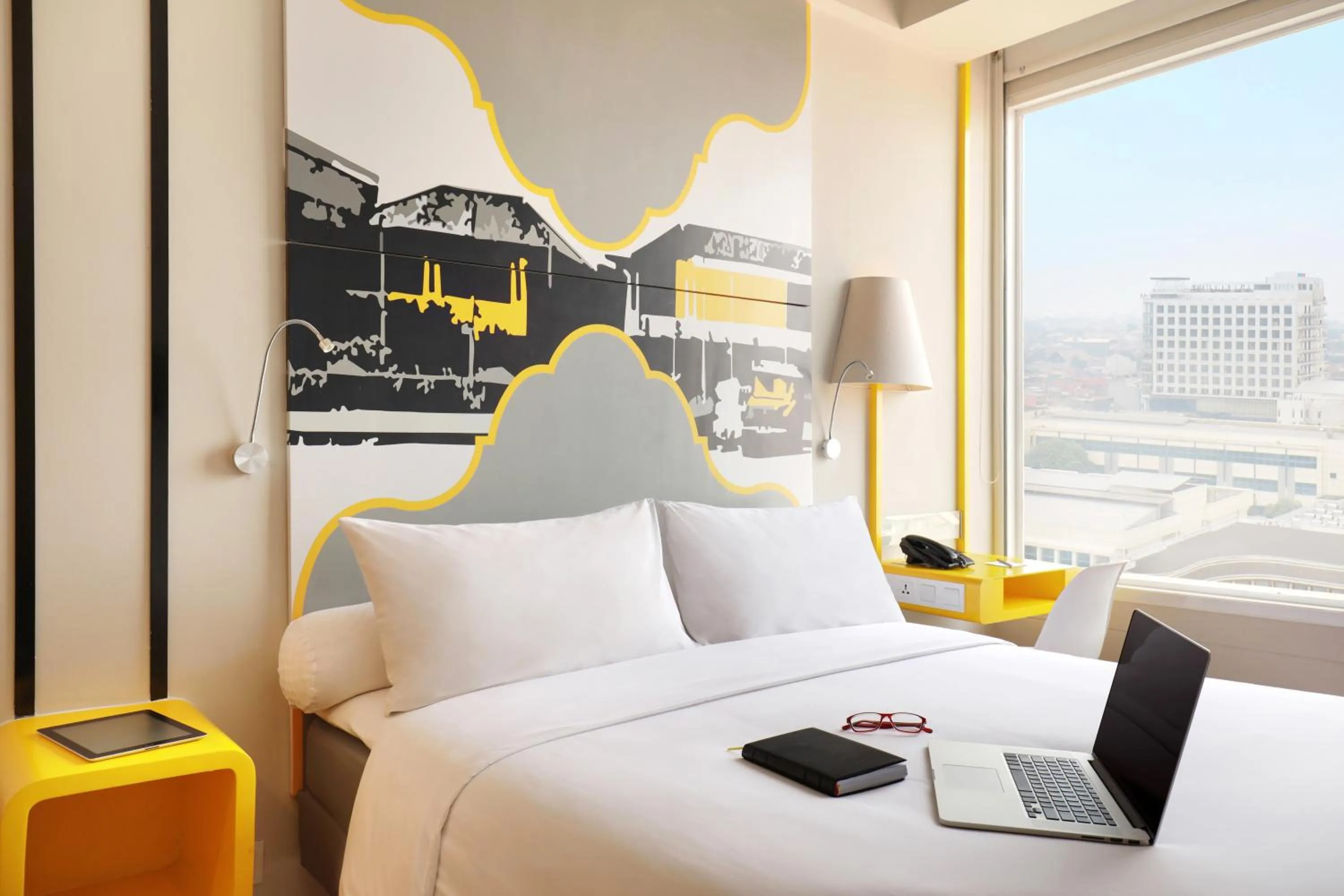 Bedroom, Bed in KIMAYA Braga Bandung by HARRIS