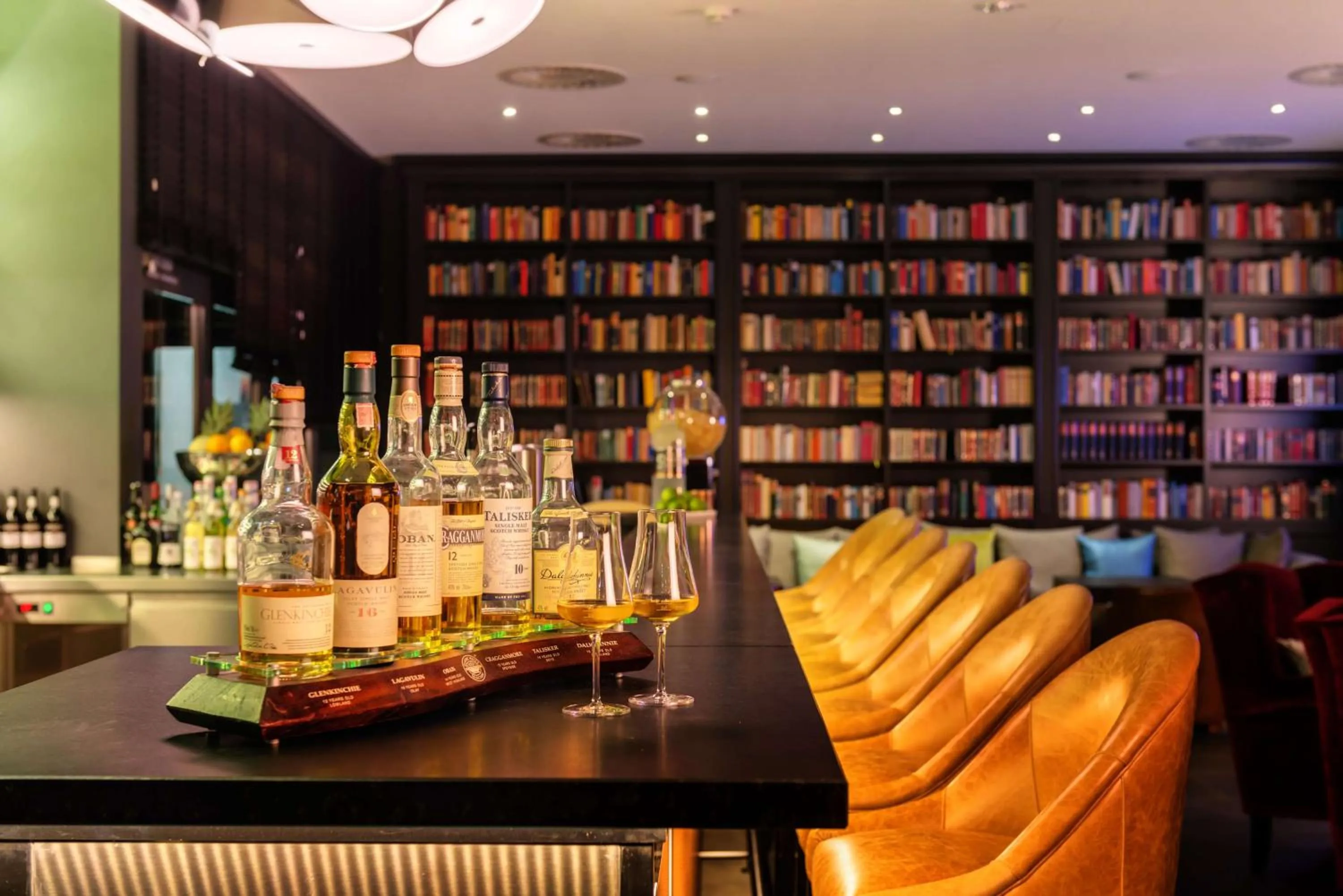 Lounge or bar in Park Plaza Trier