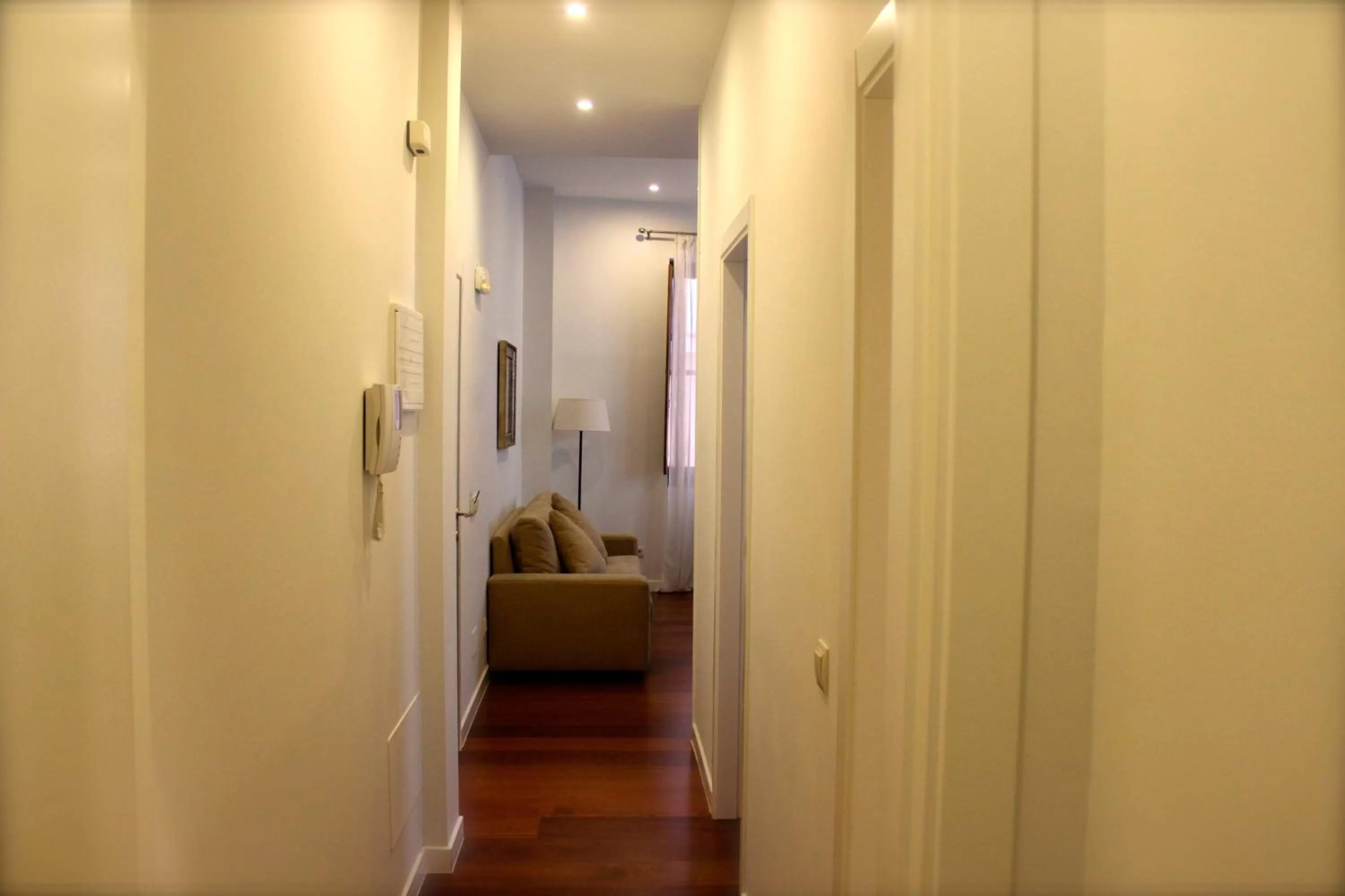 Living room in Smartmonki Sinagoga Entre la Catedral y Zocodover