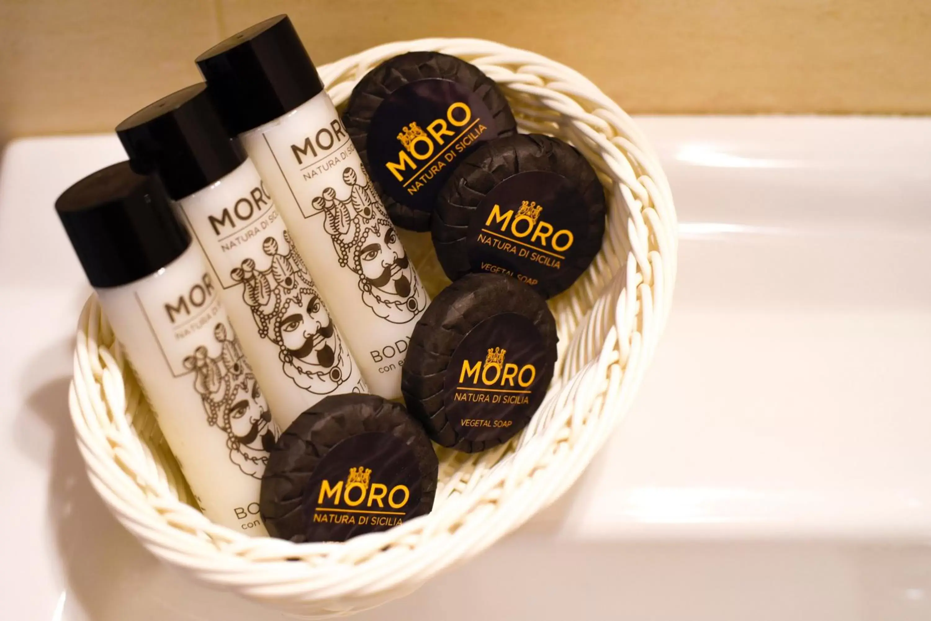 Double or Twin Room with Private Bathroom in the room in B&B Siracusa Holidays Double or Twin Room with Private Bathroom in the room in B&B Siracusa Holidays