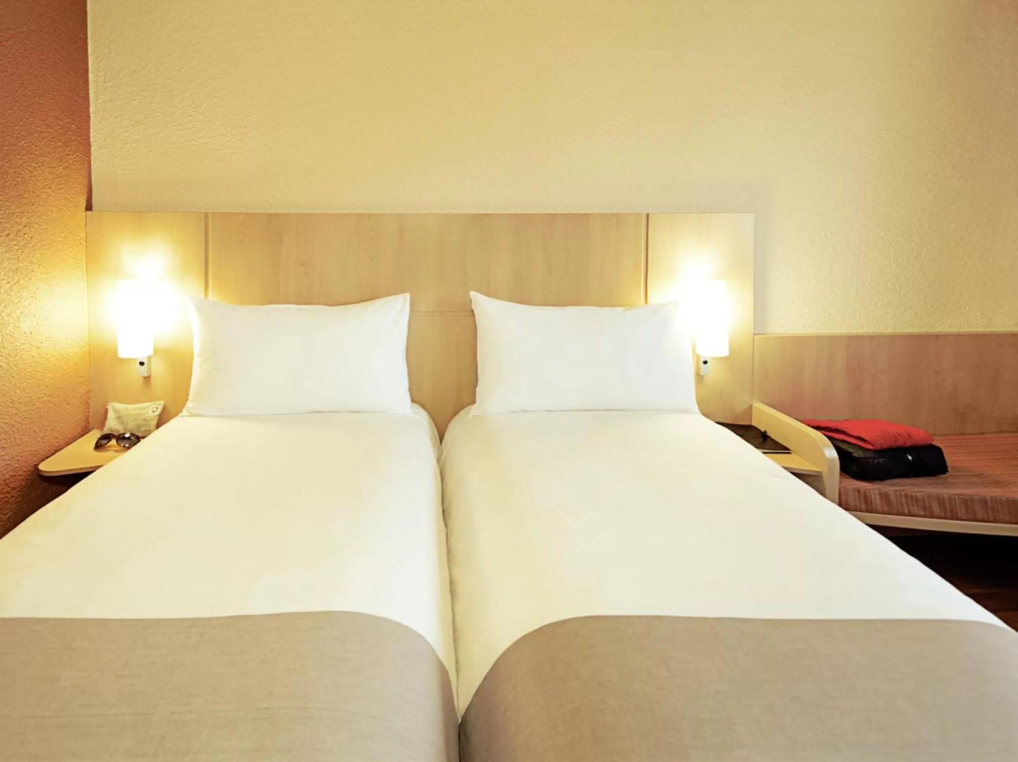 Bed in Hotel ibis Lisboa Jose Malhoa