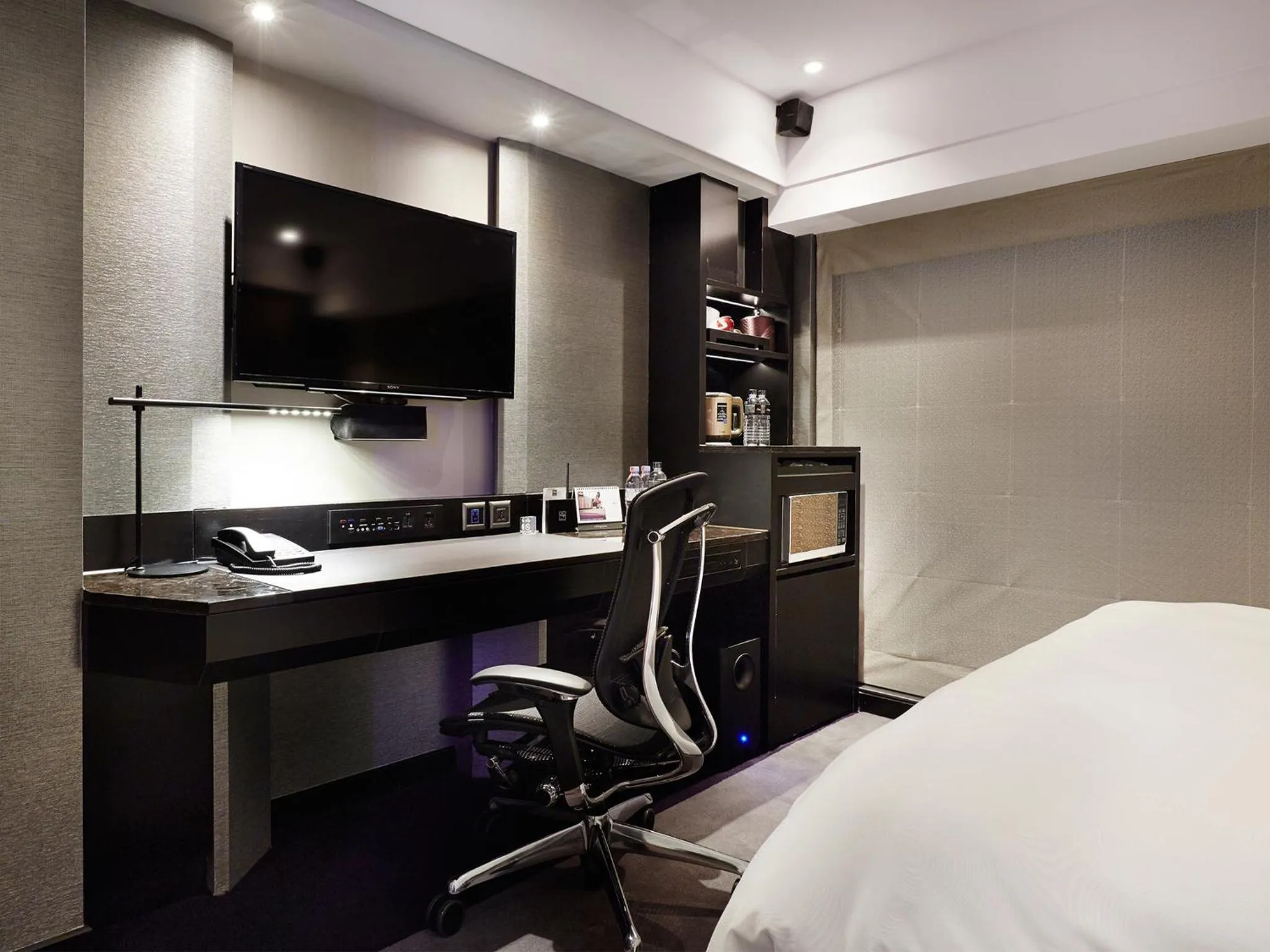 TV and multimedia, Bed in The Tango Hotel Taipei FuHsing