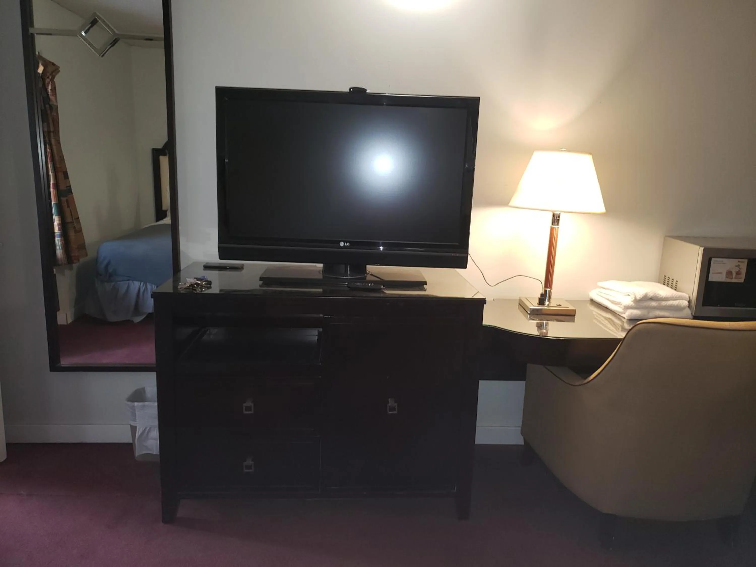 Niagara Falls Courtside Inn