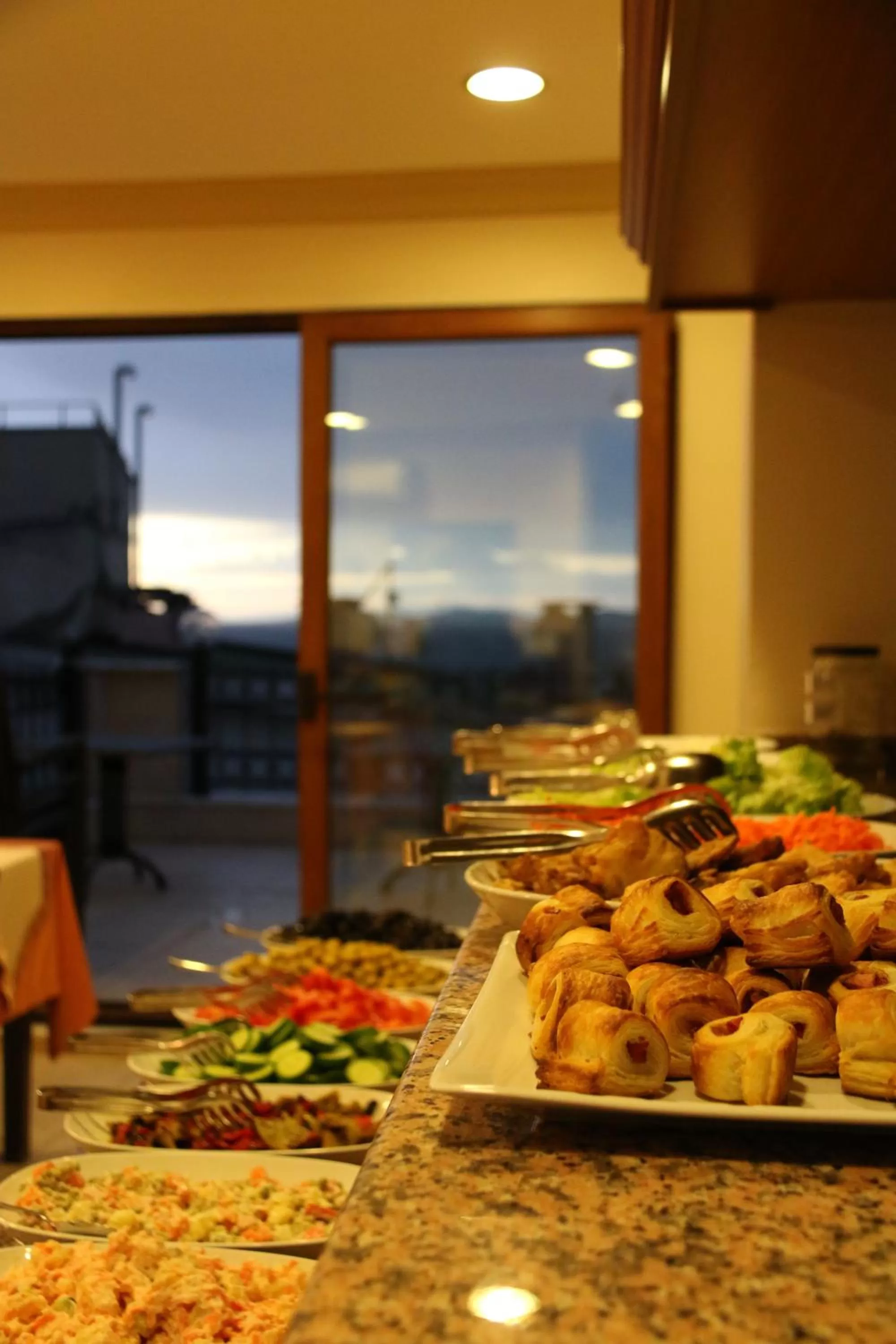 Food and drinks in Grand Peninsula Hotel