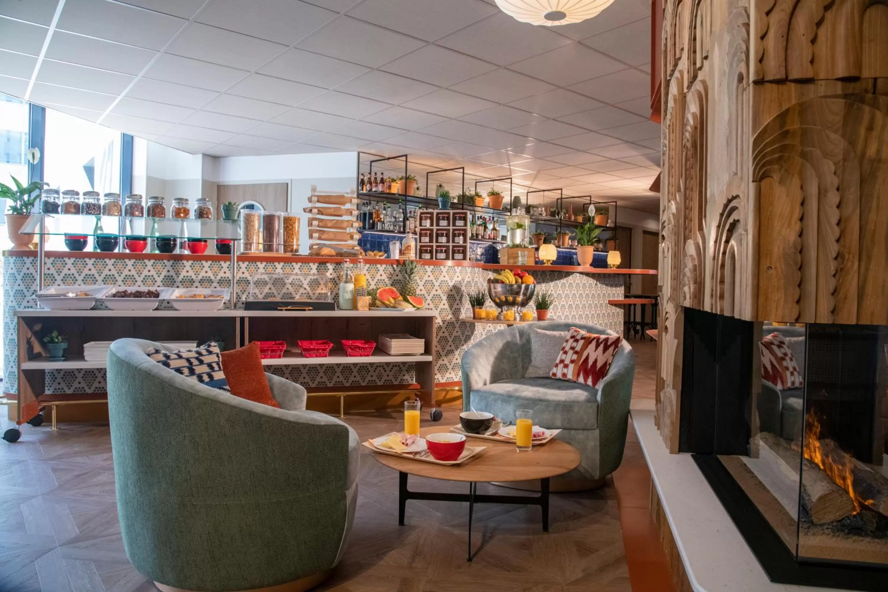 Lounge or bar in Novotel Suites Nice Airport