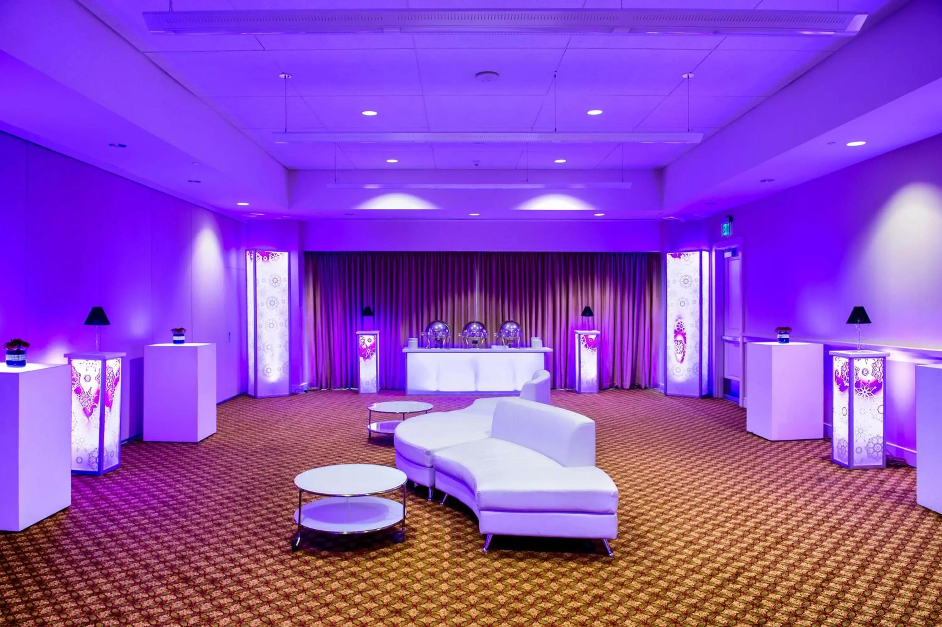 Meeting/conference room, Bed in Hilton Vancouver Washington