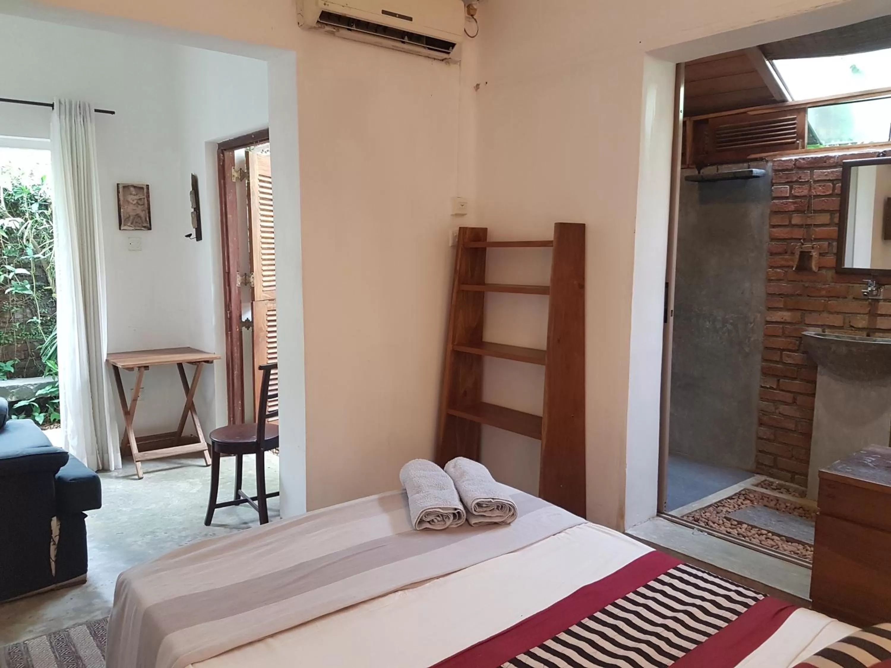 Bed in Highbury Colombo