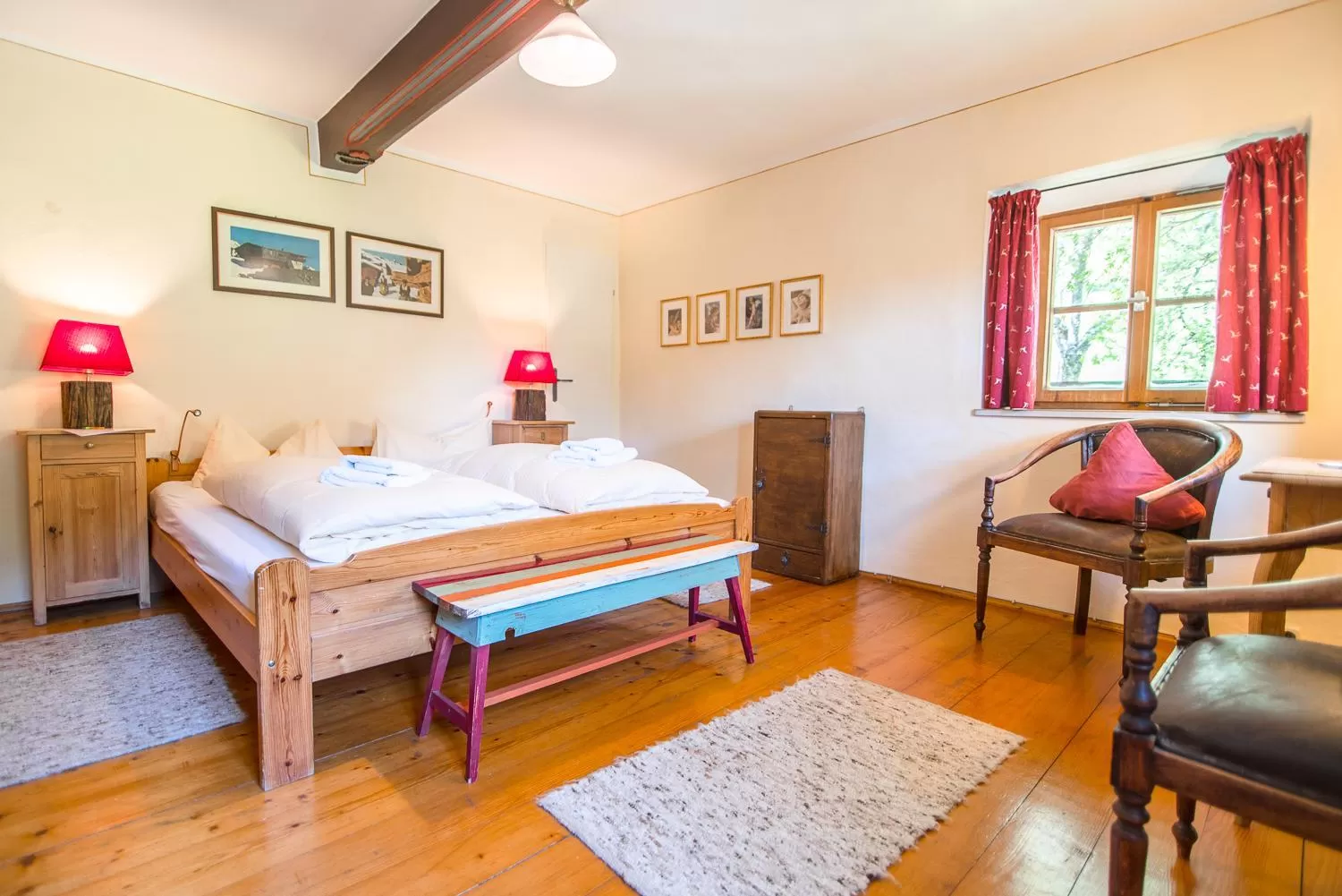 Decorative detail, Bed in Berggasthof Butzn Wirt