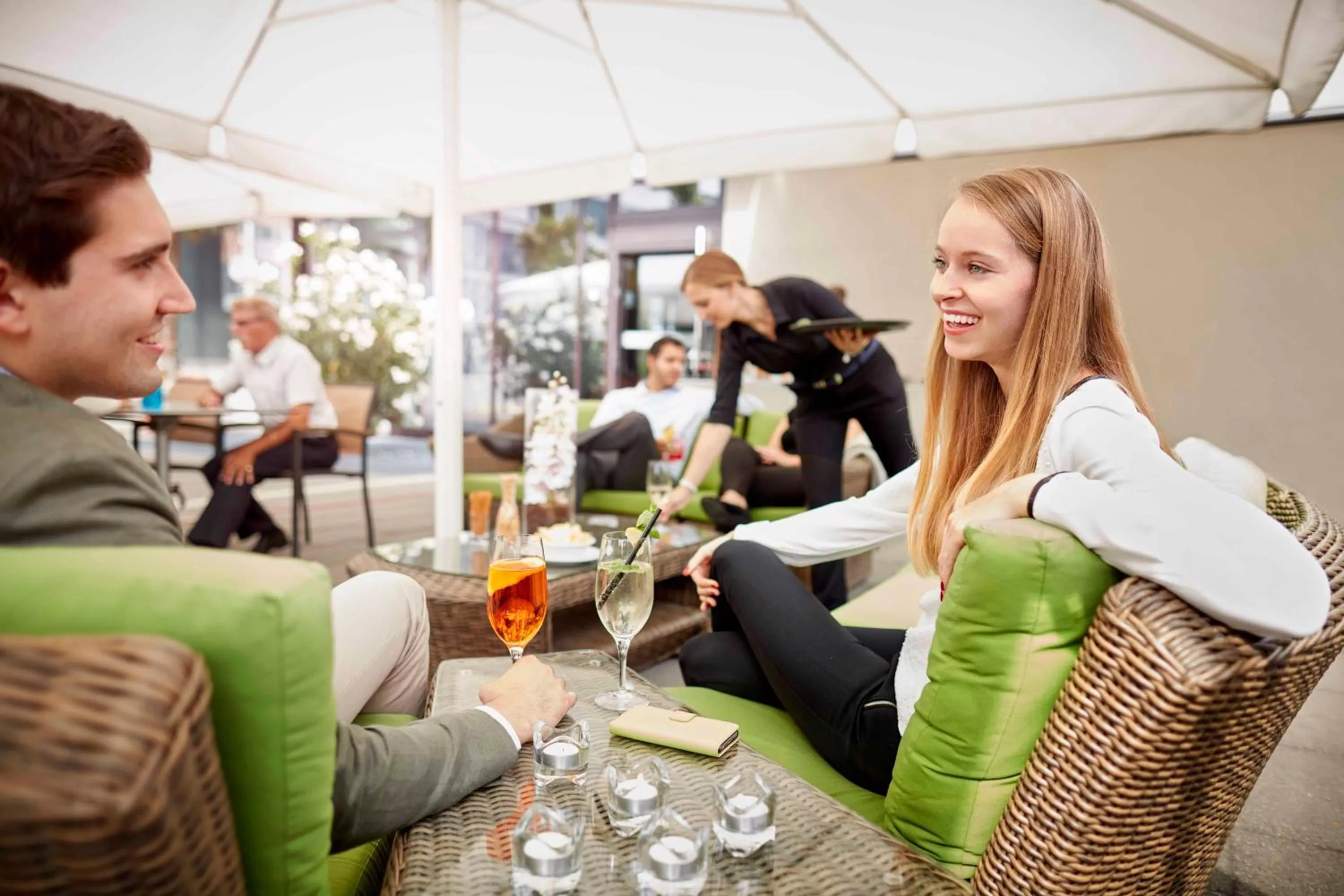 Lounge or bar in Holiday Inn Zürich Messe by IHG