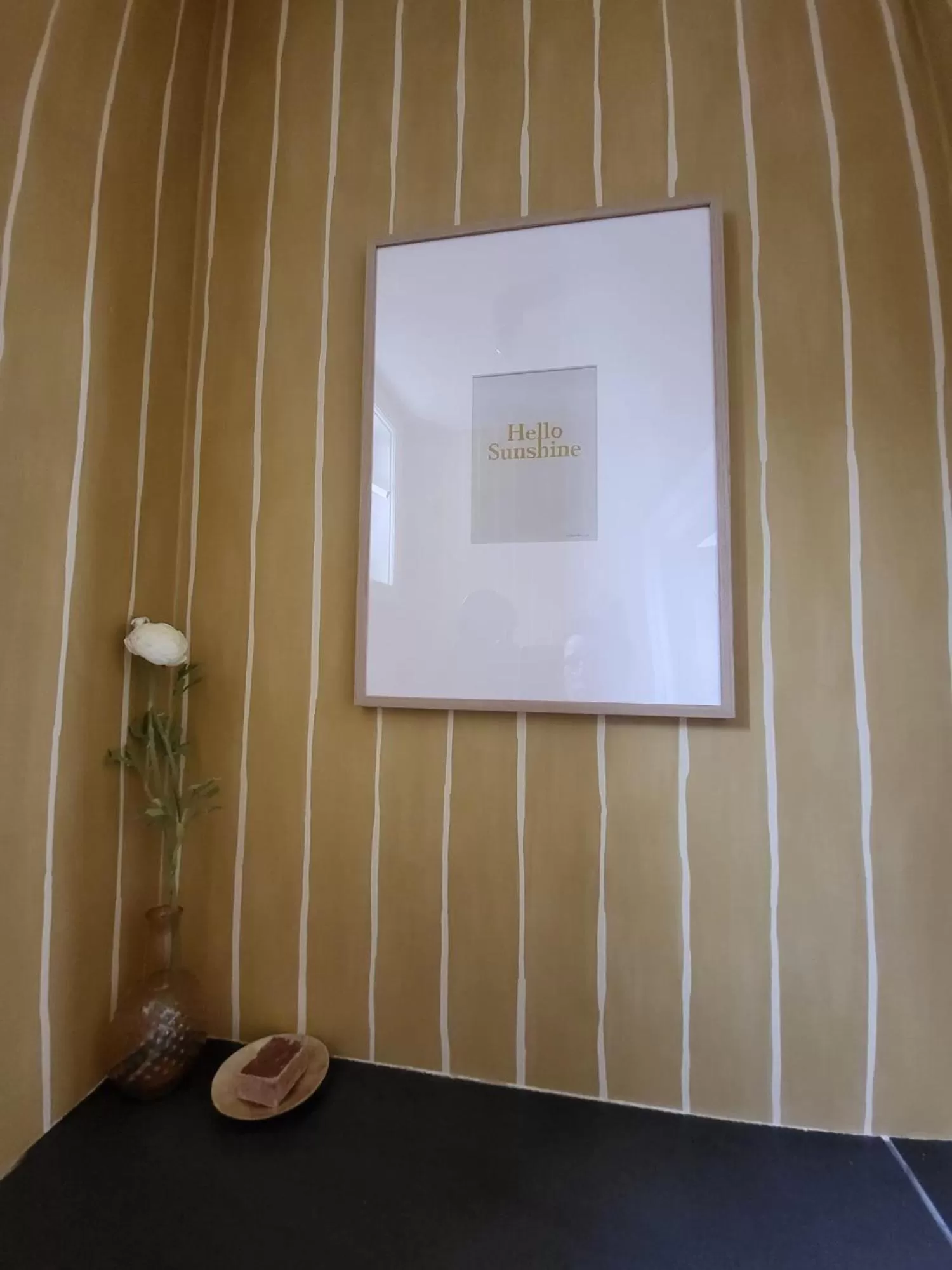 Toilet, TV/Entertainment Center in Bergen1928