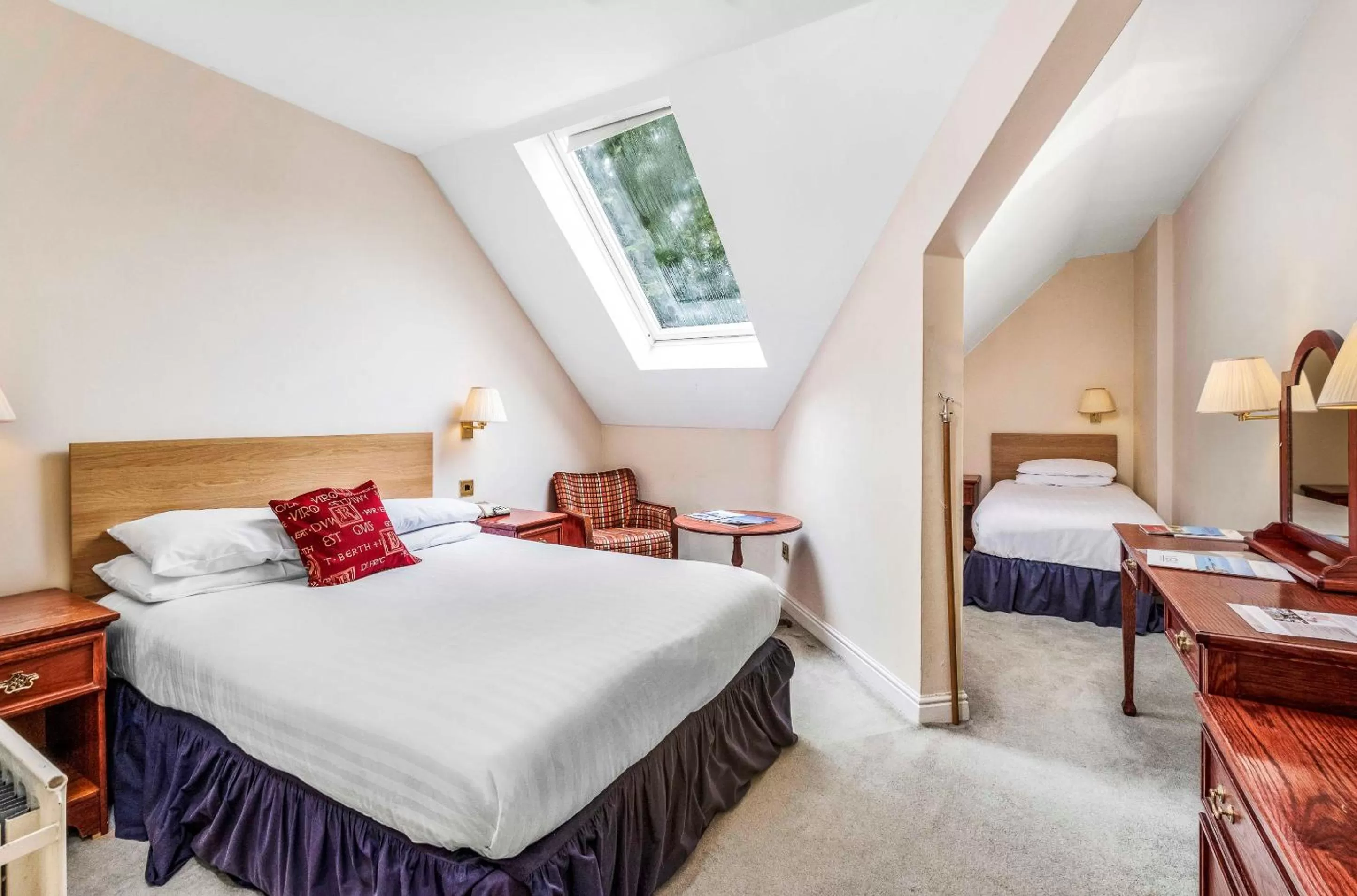 Bed in Muthu Belstead Brook Hotel