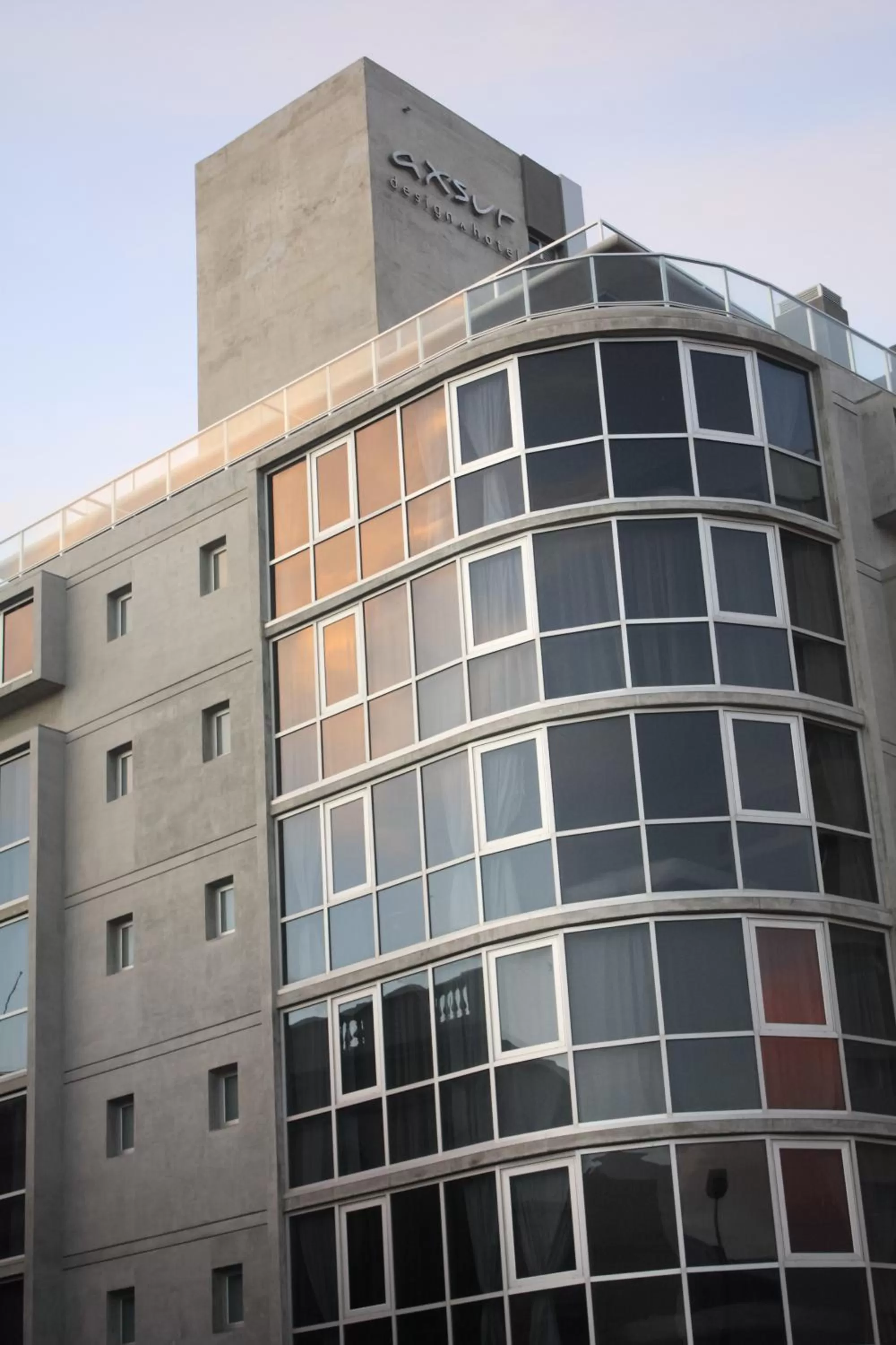 Facade/entrance in AXSUR Design Hotel