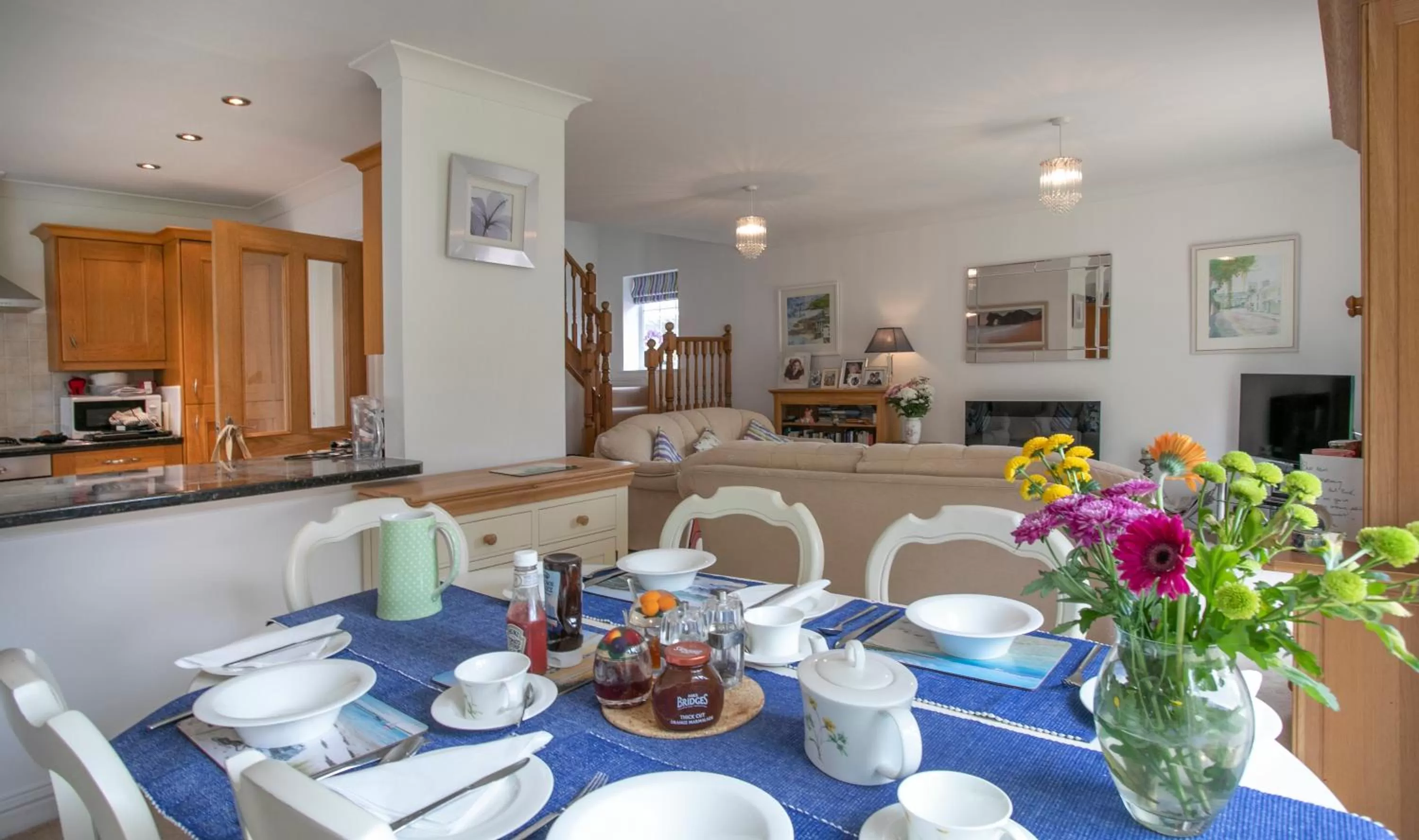 Dining area in The Heather's Bed and Breakfast