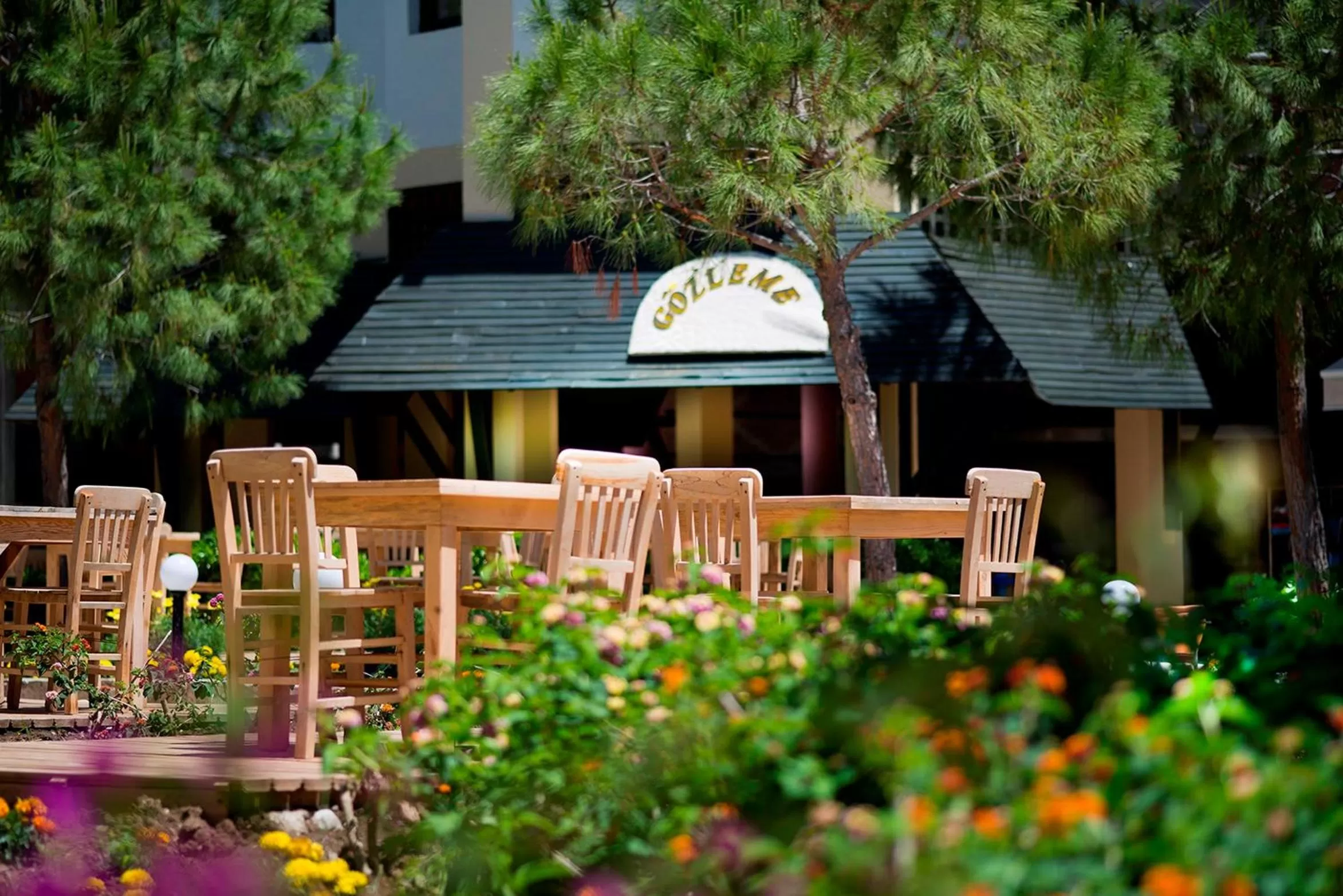 Restaurant/places to eat in Liberty Lykia