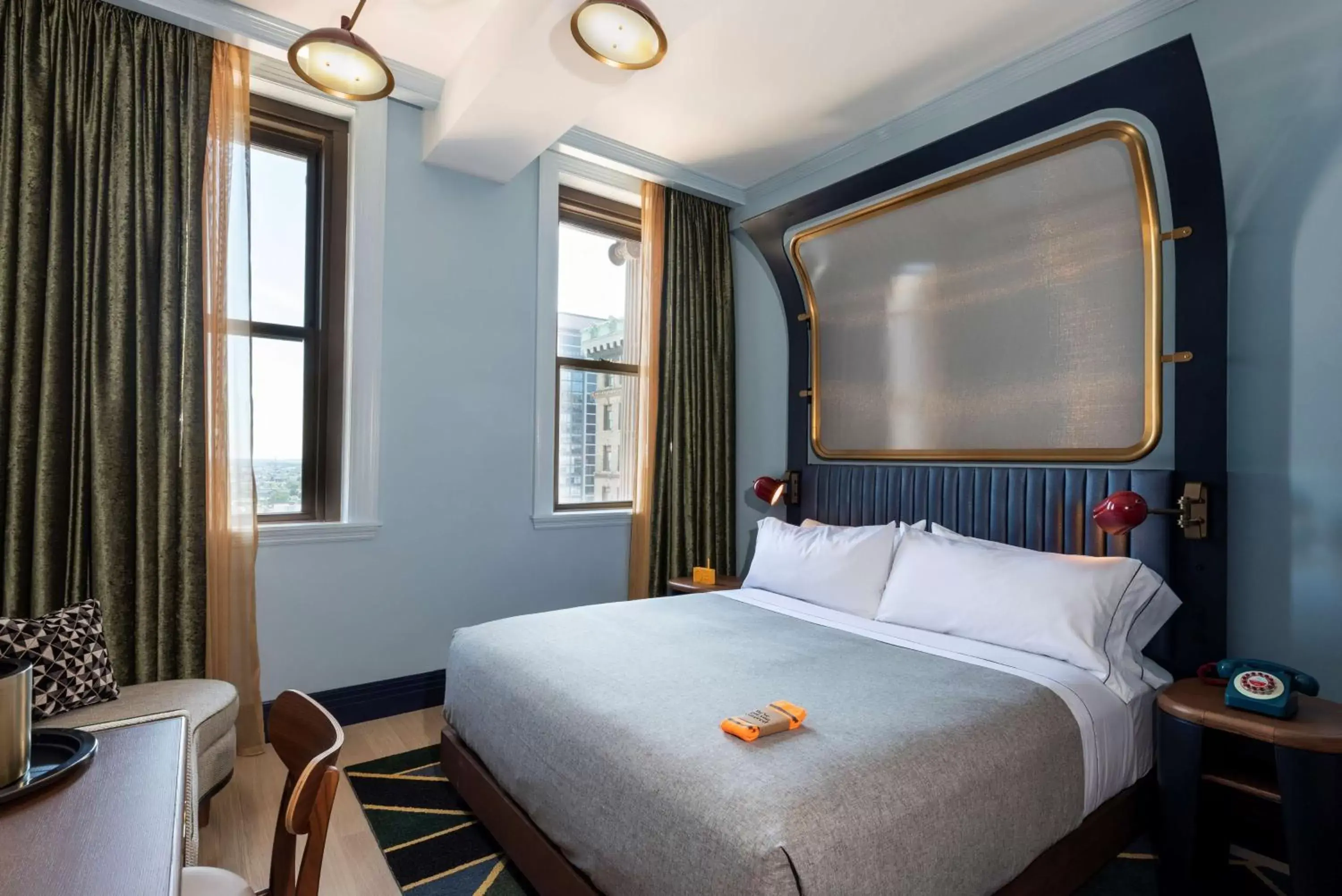 Premium King Room in Canopy By Hilton Philadelphia Center City Premium King Room in Canopy By Hilton Philadelphia Center City