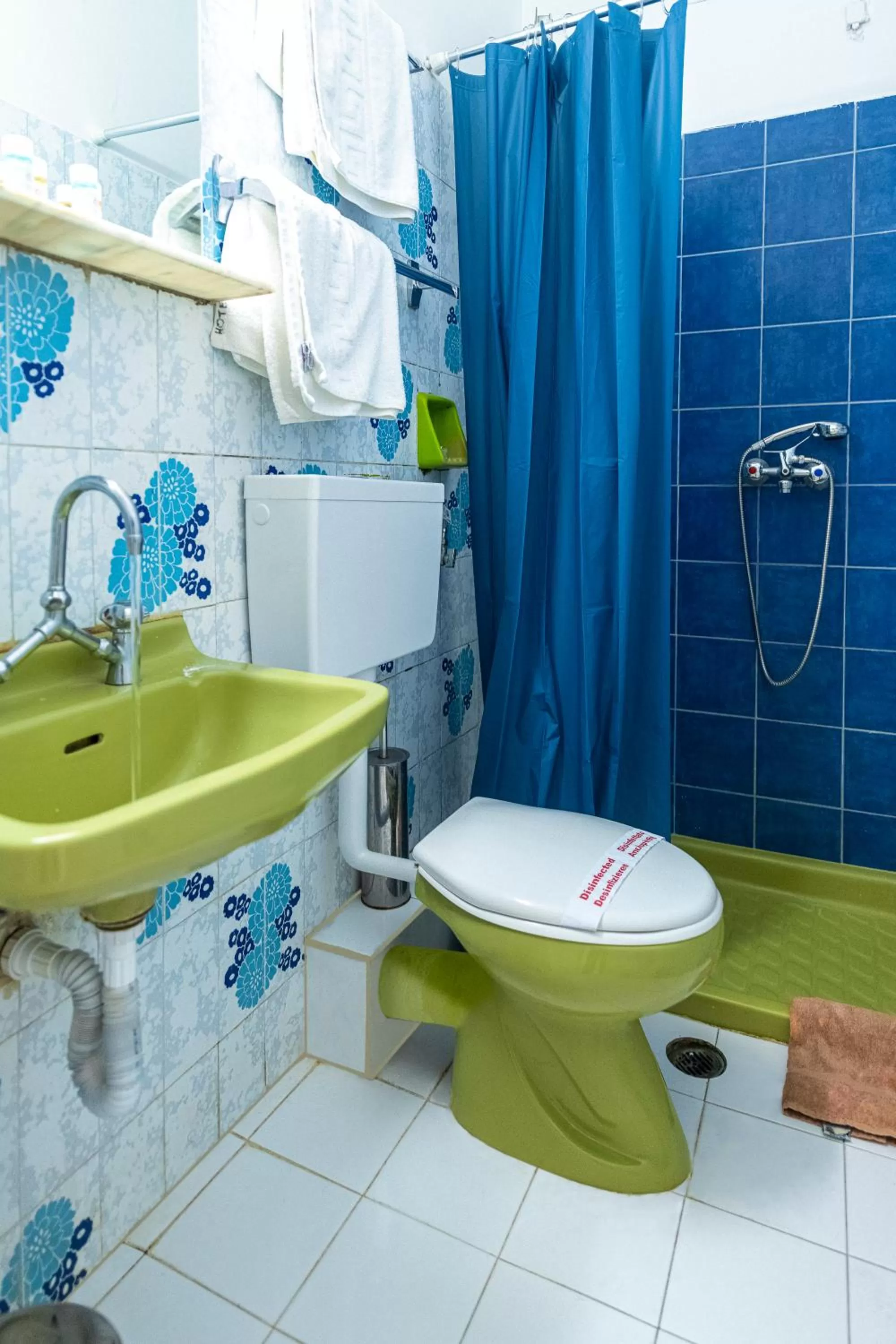 Bathroom in ROY Hotel