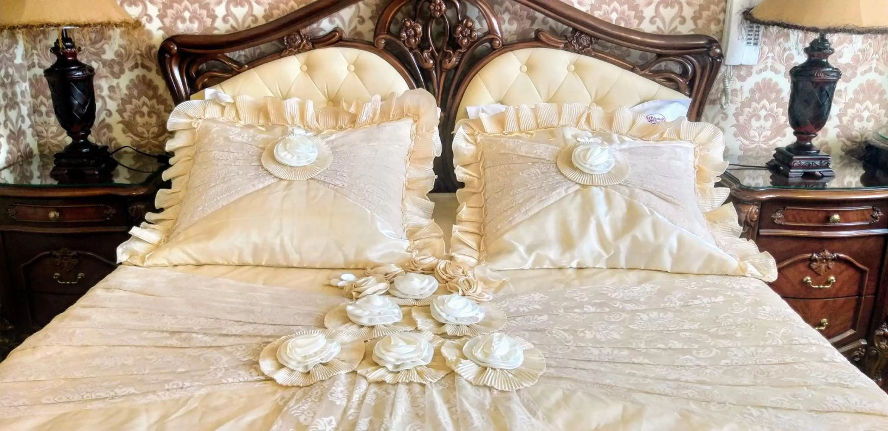 Property building, Bed in Shalanda