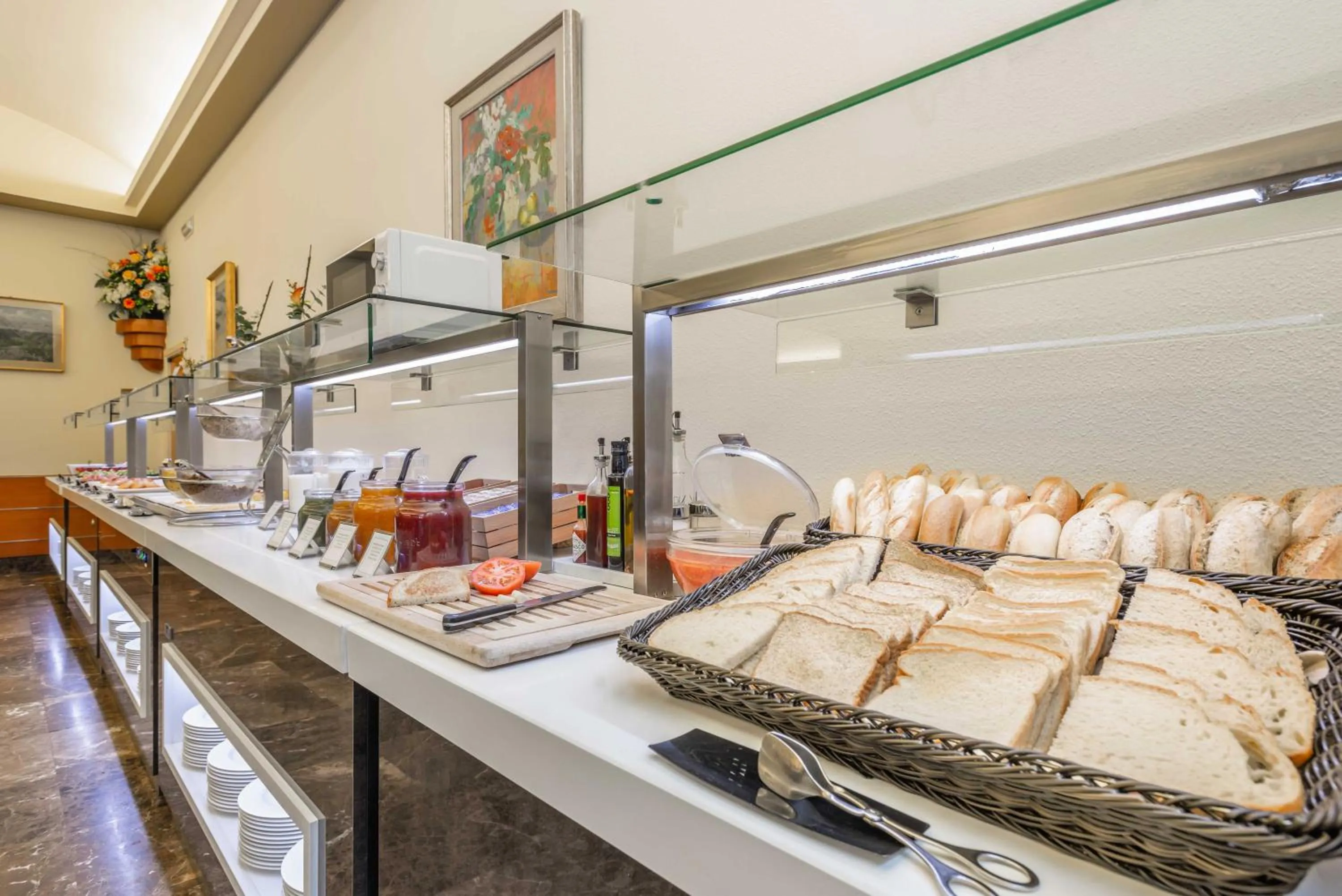 Breakfast in Hotel & Aparthotel Cosmos