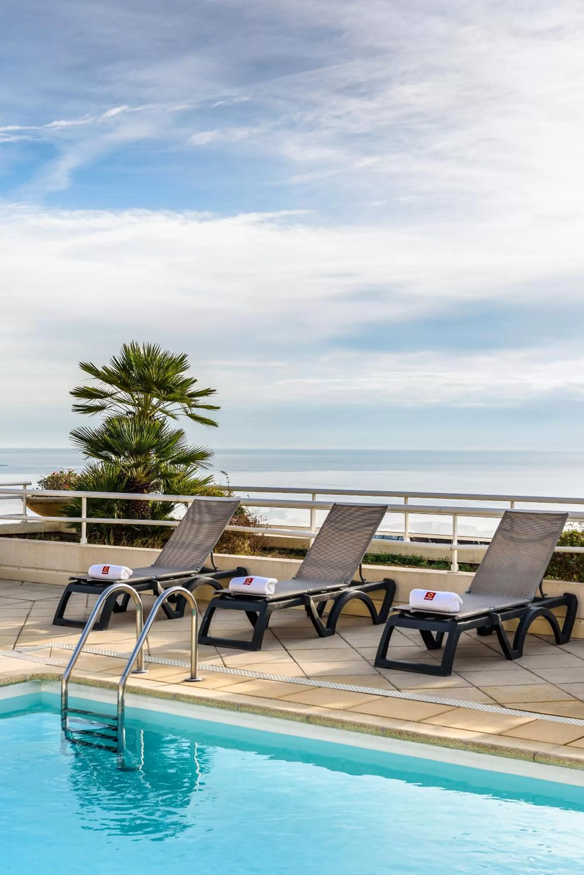 Swimming pool in Aparthotel Adagio Monaco Palais Joséphine