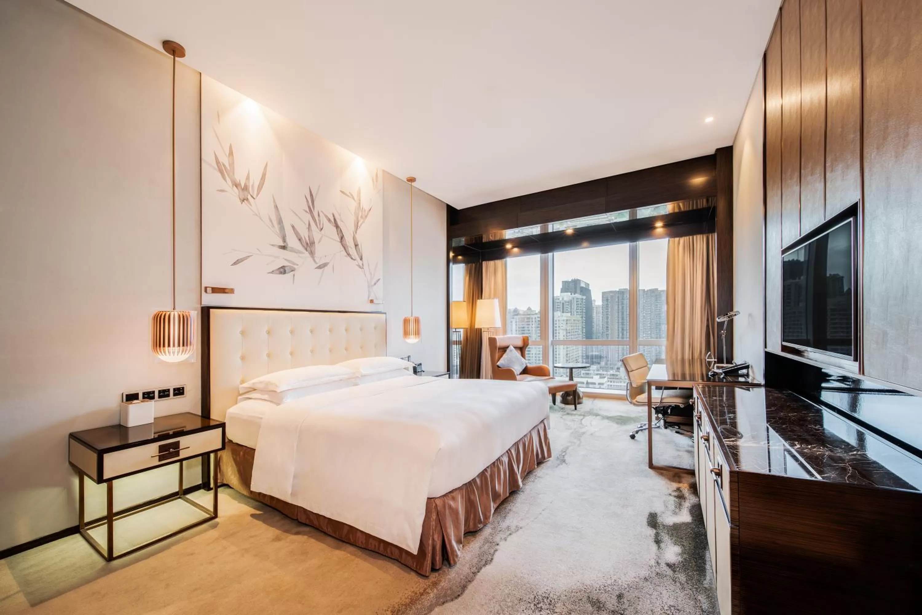 Bedroom, Bed in Hilton Shenzhen Futian