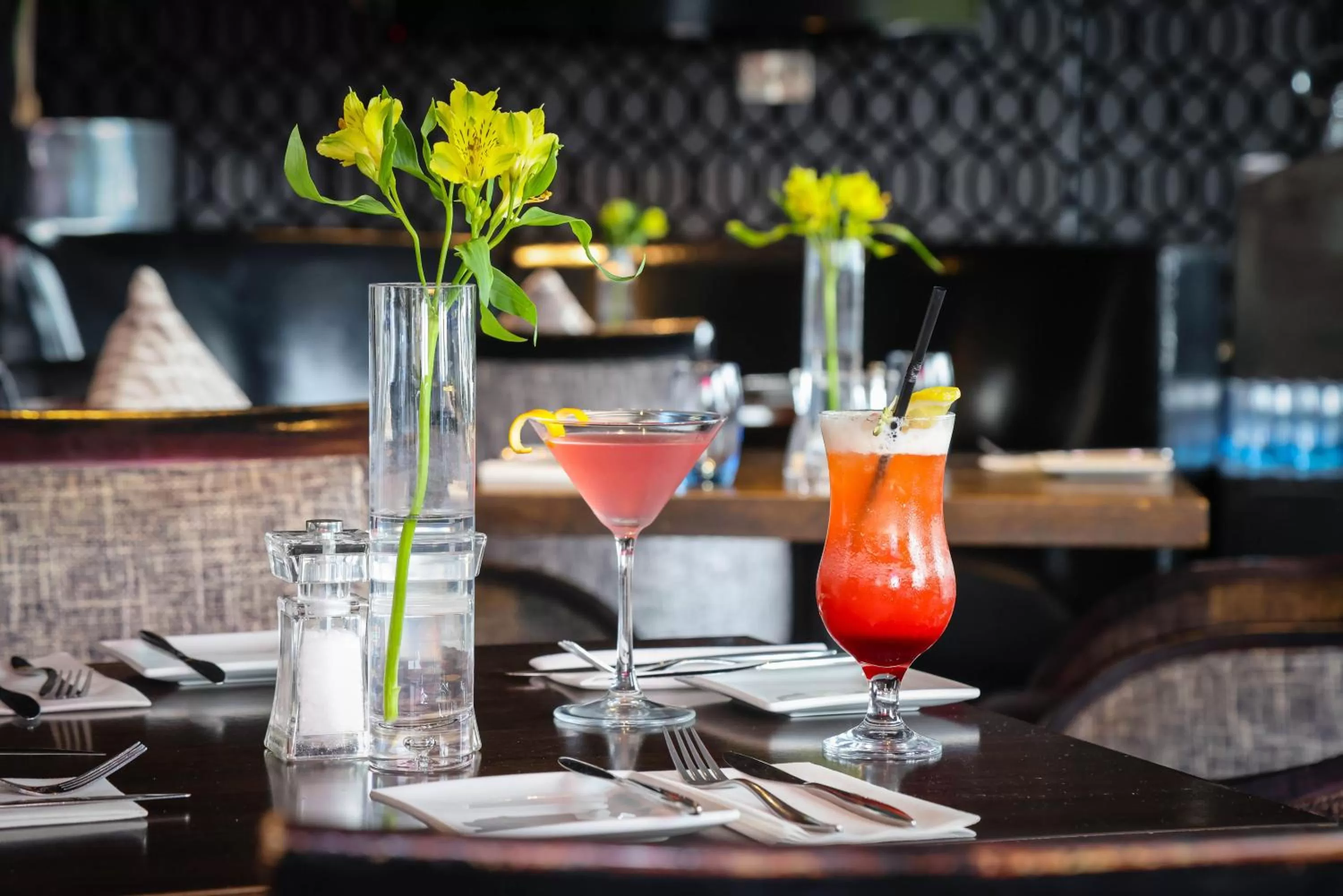 Restaurant/places to eat in Cumberland Hotel - OCEANA COLLECTION