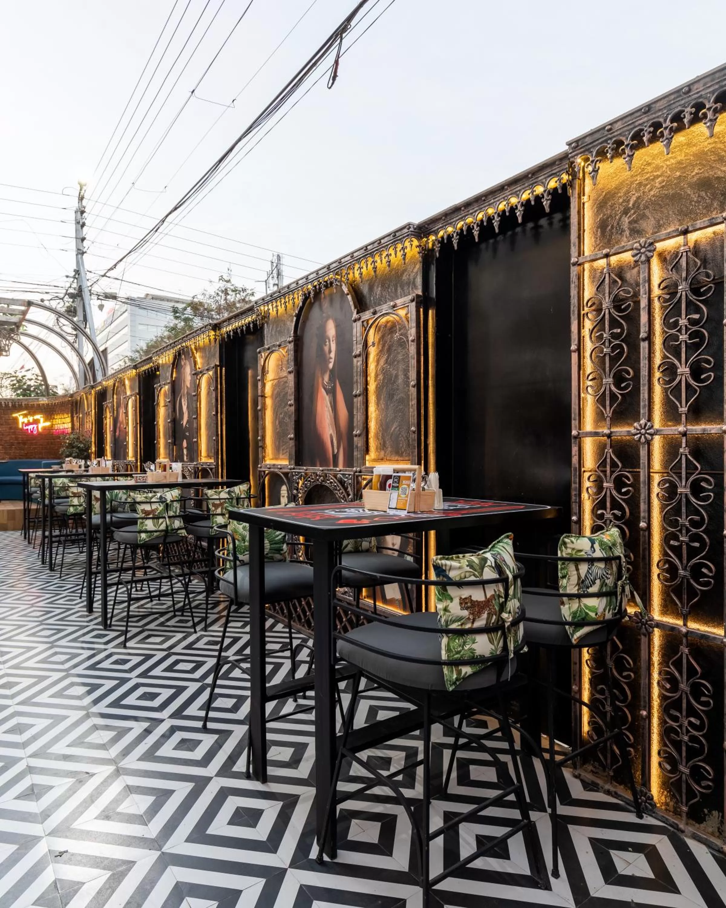 Restaurant/places to eat in The Grand Shaurya