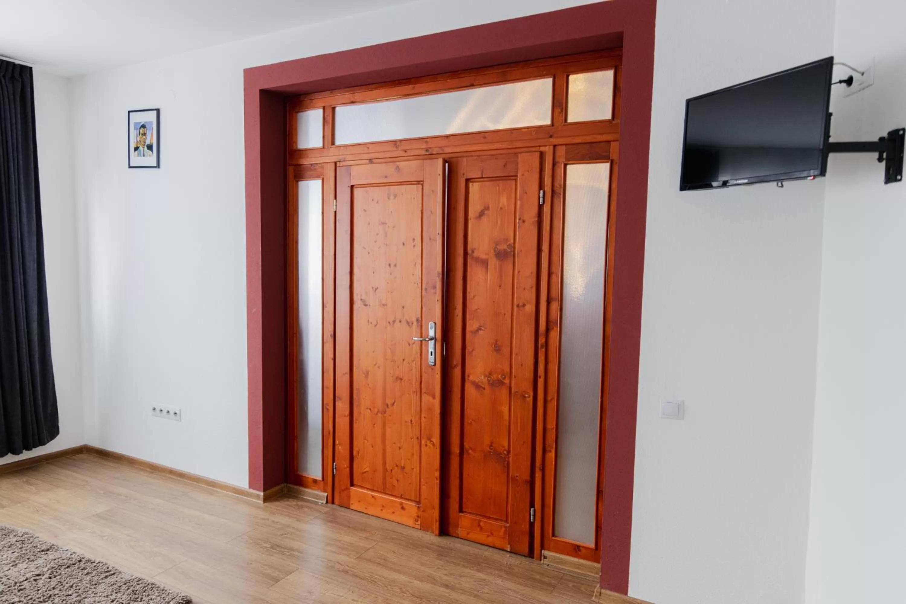 TV and multimedia, TV/Entertainment Center in Pensiunea Pictorilor