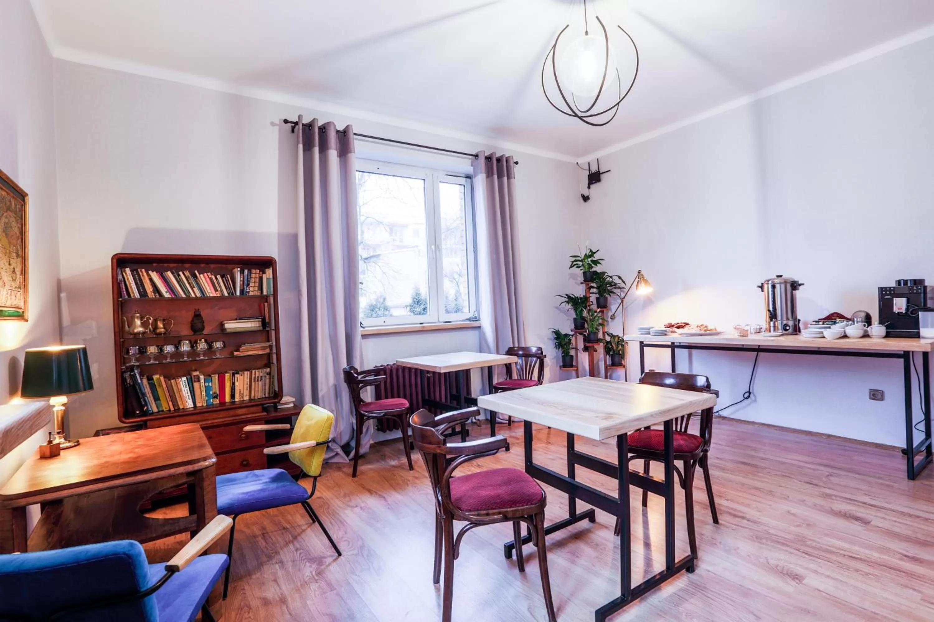 Restaurant/Places to Eat in B&B Kraszewskiego3A