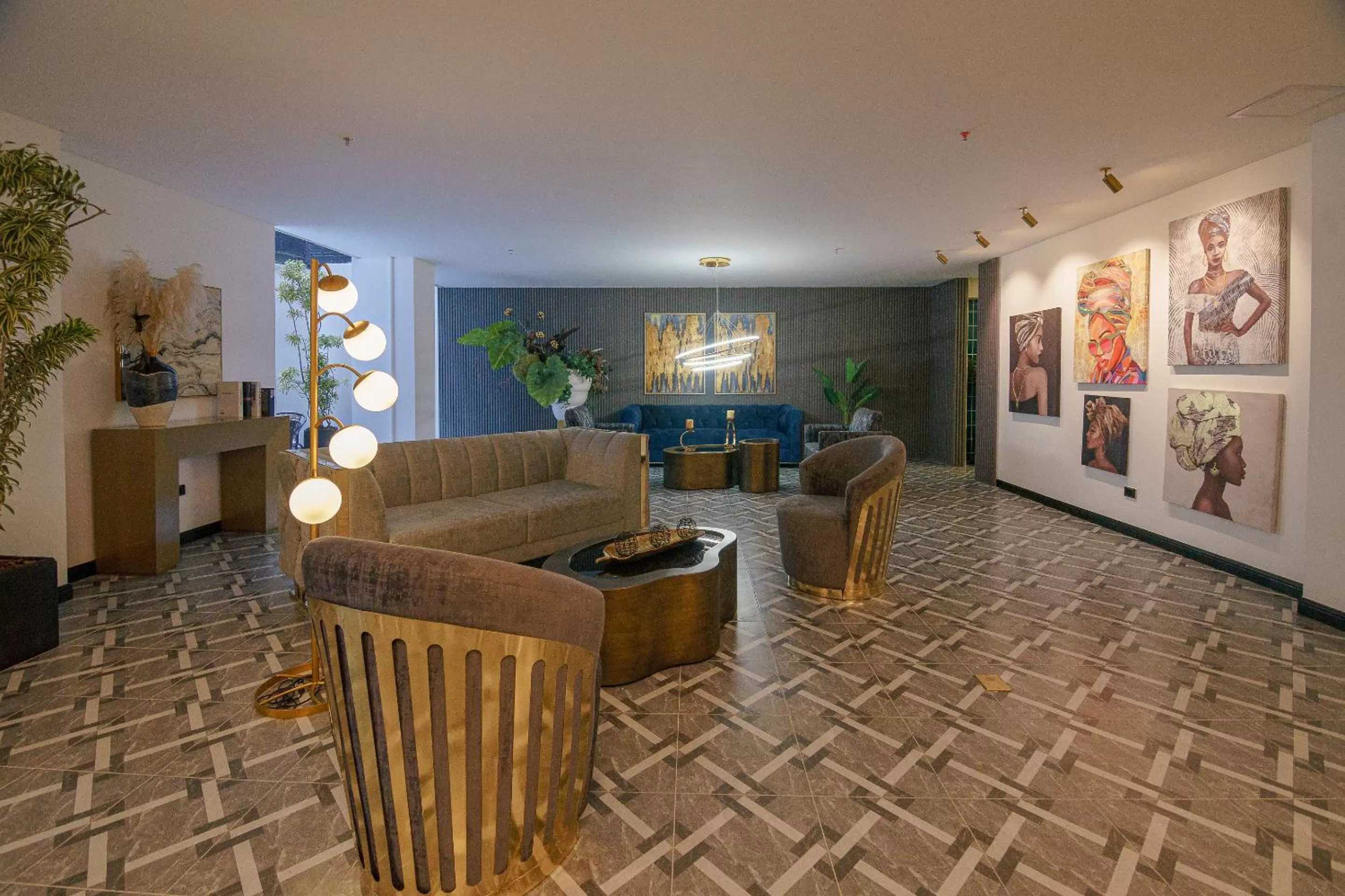 Living room in First Class Hotel