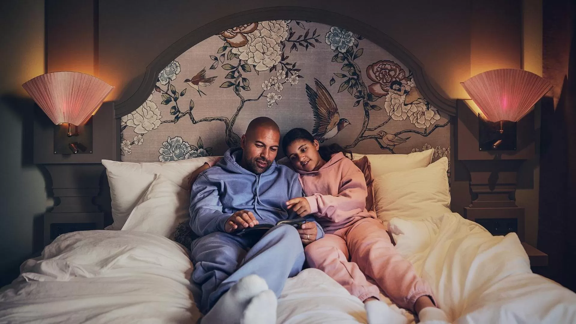 Property building, Bed in Liseberg Grand Curiosa Hotel