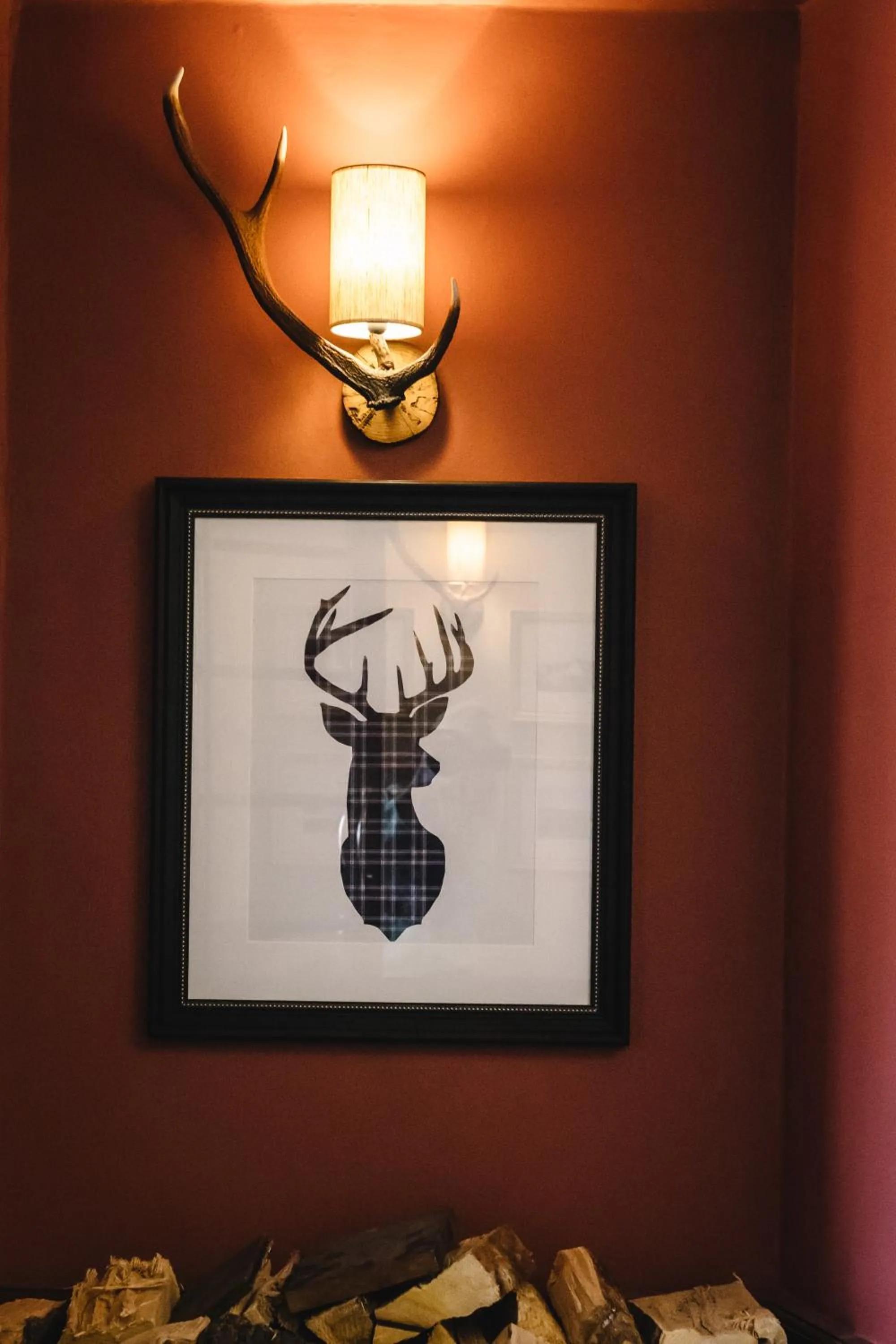 Text overlay in Boat Country Inn and Restaurant