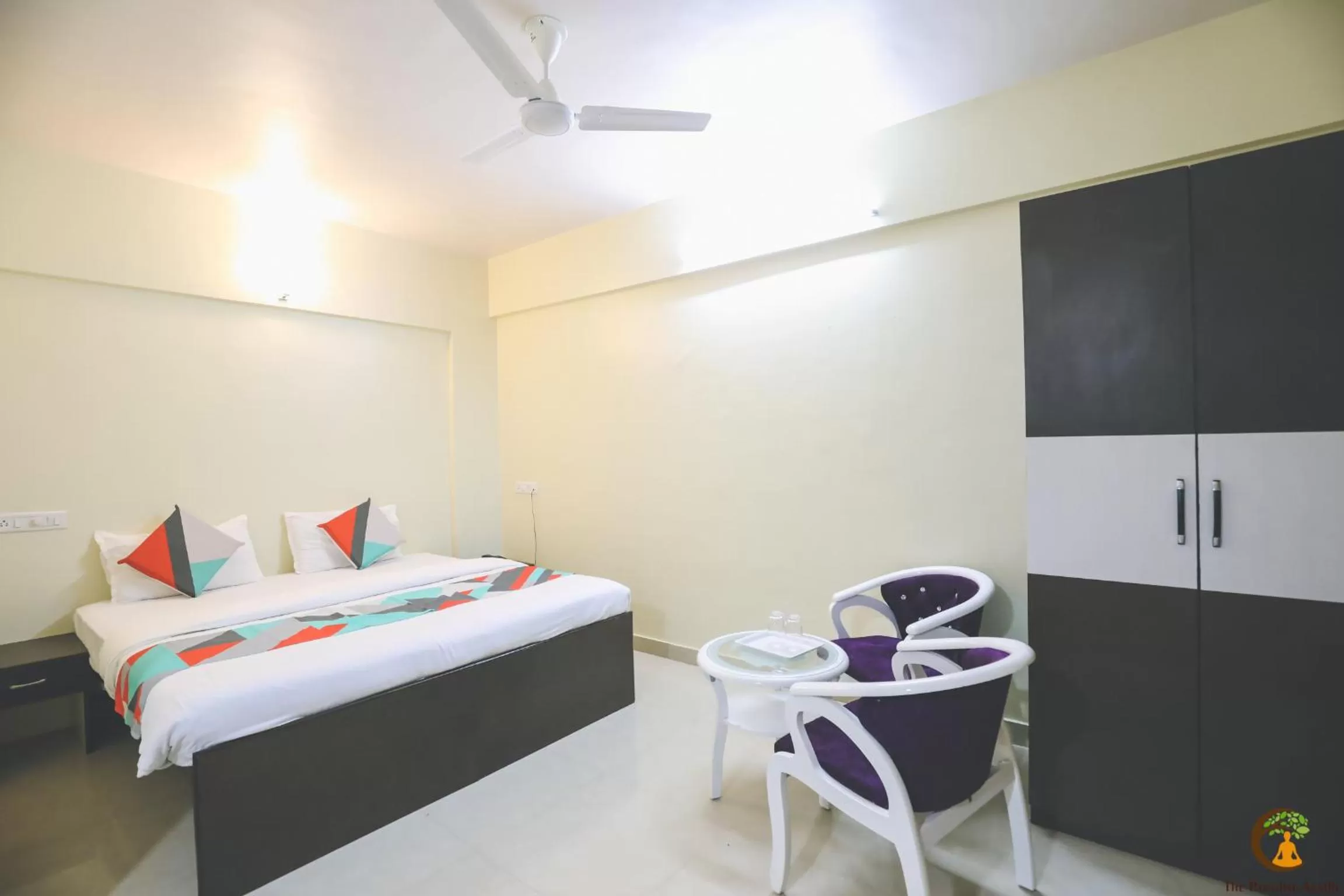 Bed in The Paradise Aundh